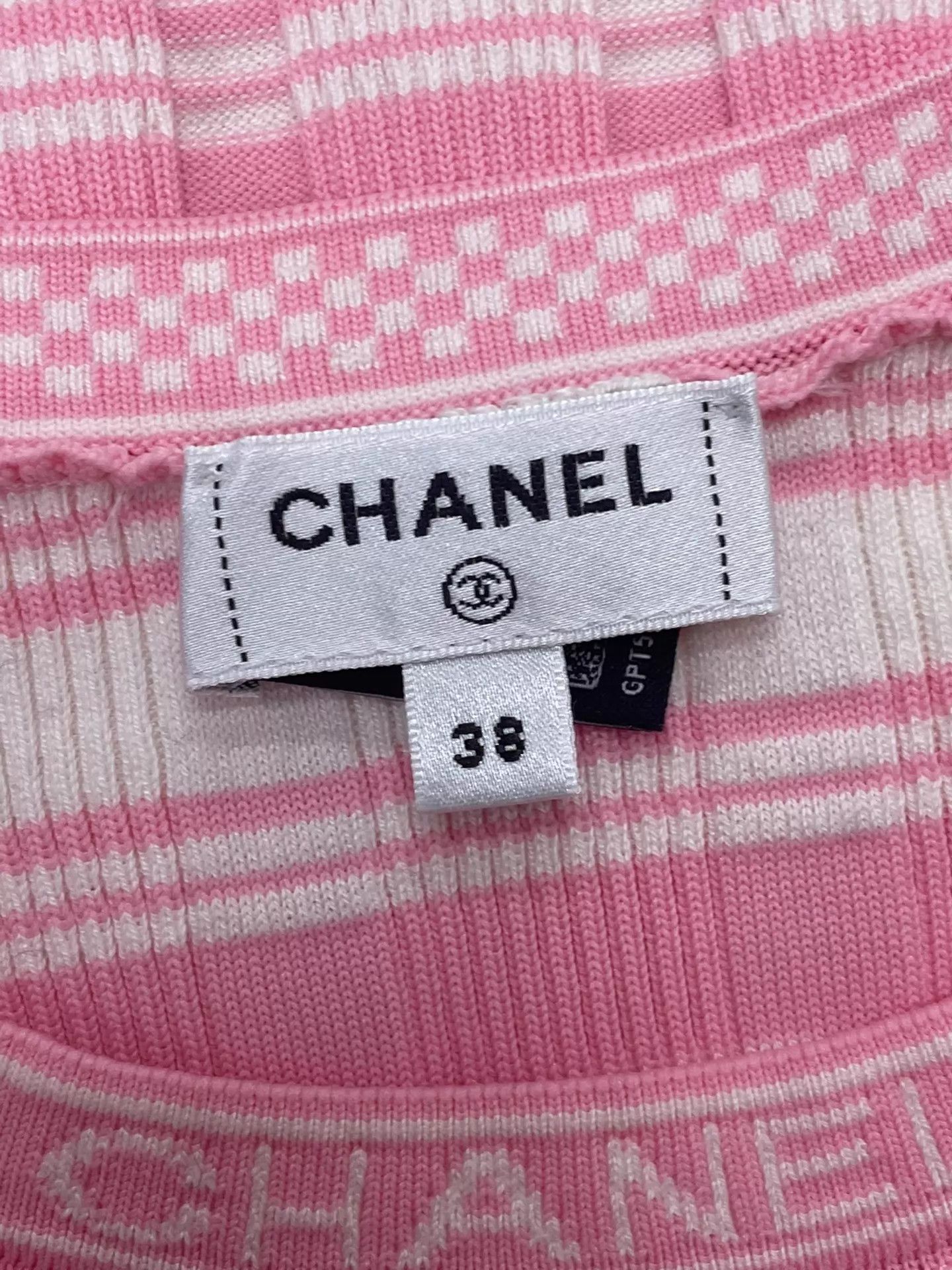 Chanel Chanel Pink Striped Knit Short Sleeve 38 Stretchy Near New Size S / US 4 / IT 40 - 4 Thumbnail