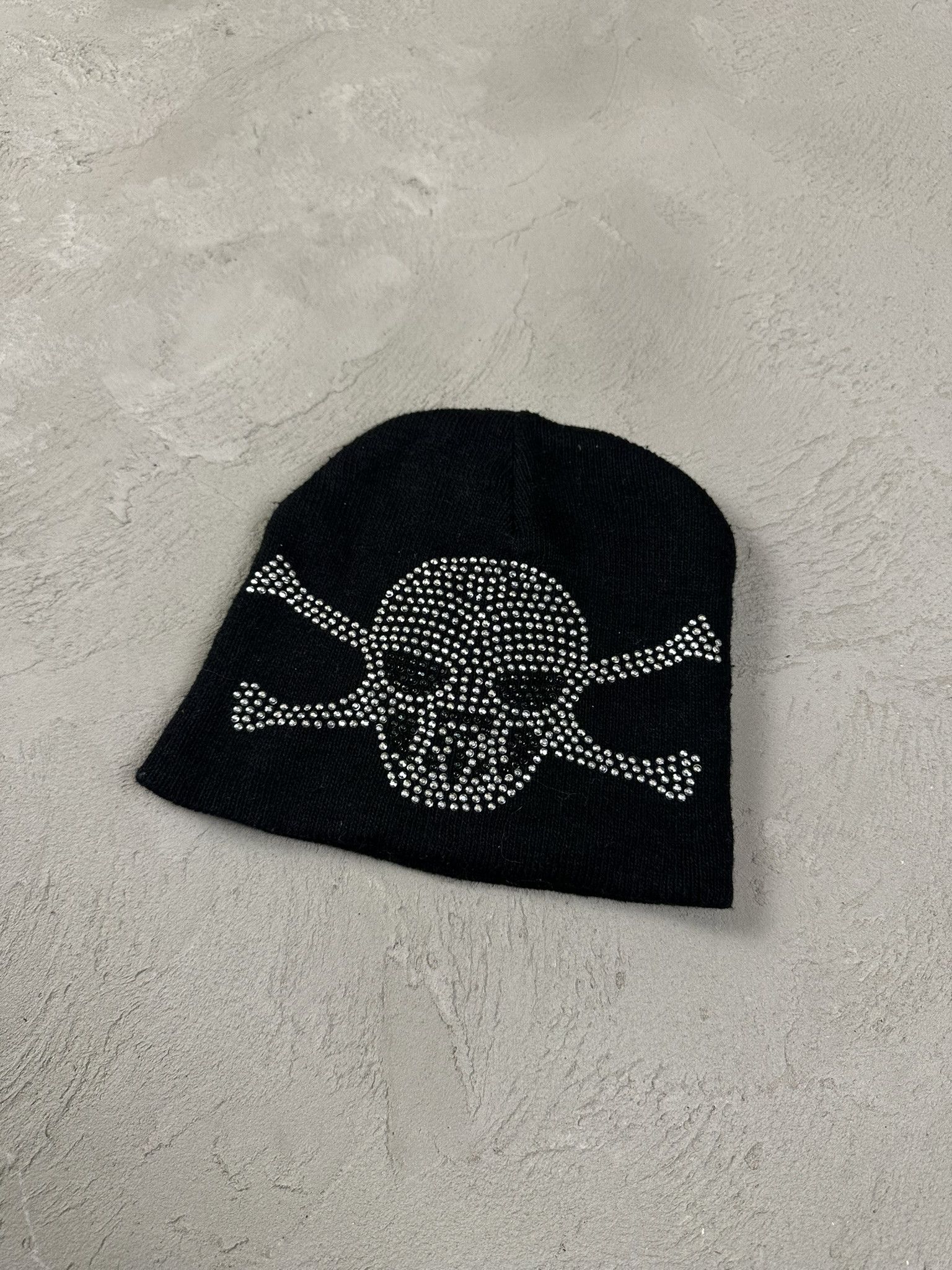 Japanese Brand Vintage Y2k Skull Skeleton Beanie Hat Hype Size ONE SIZE - 1 Thumbnail