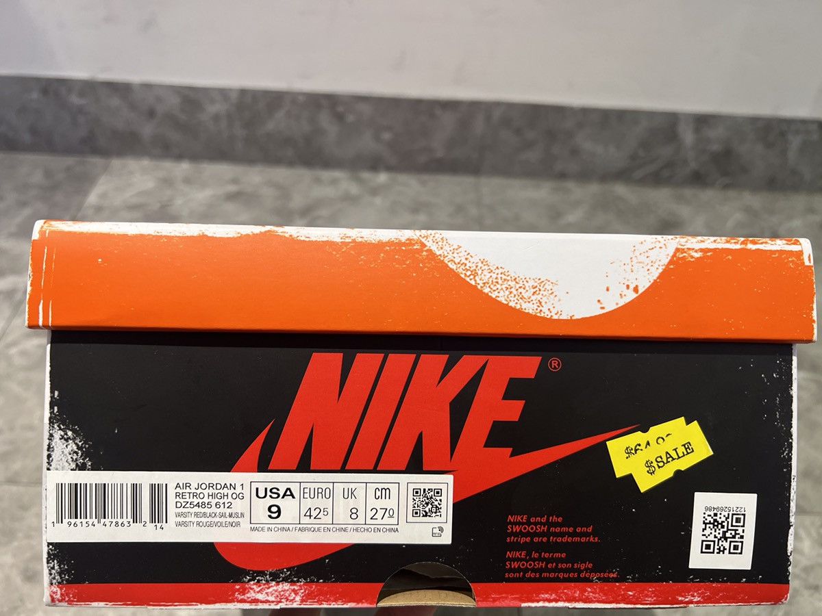 Jordan Brand Air Jordan 1 Retro High OG Chicago Lost and Found Size US 9 / EU 42 - 9 Thumbnail