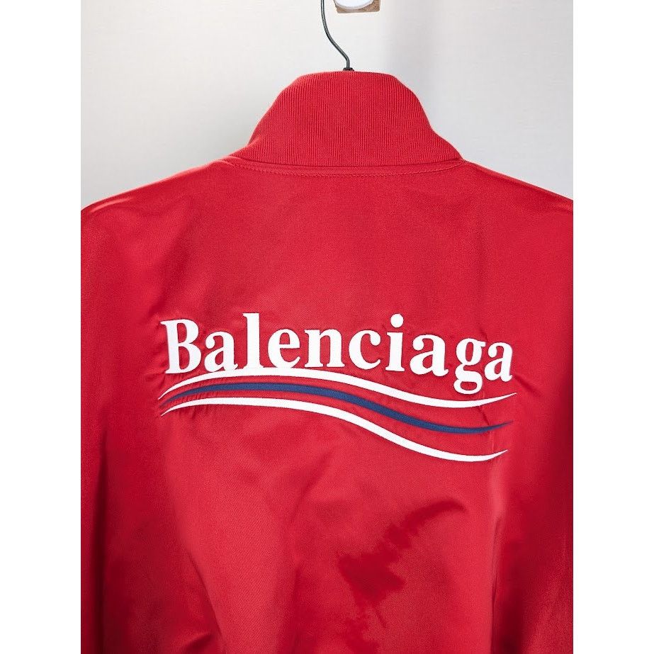 Balenciaga o1rshd1 Oversize Bomber Jacket in Red Size US S / EU 44-46 / 1 - 13 Thumbnail