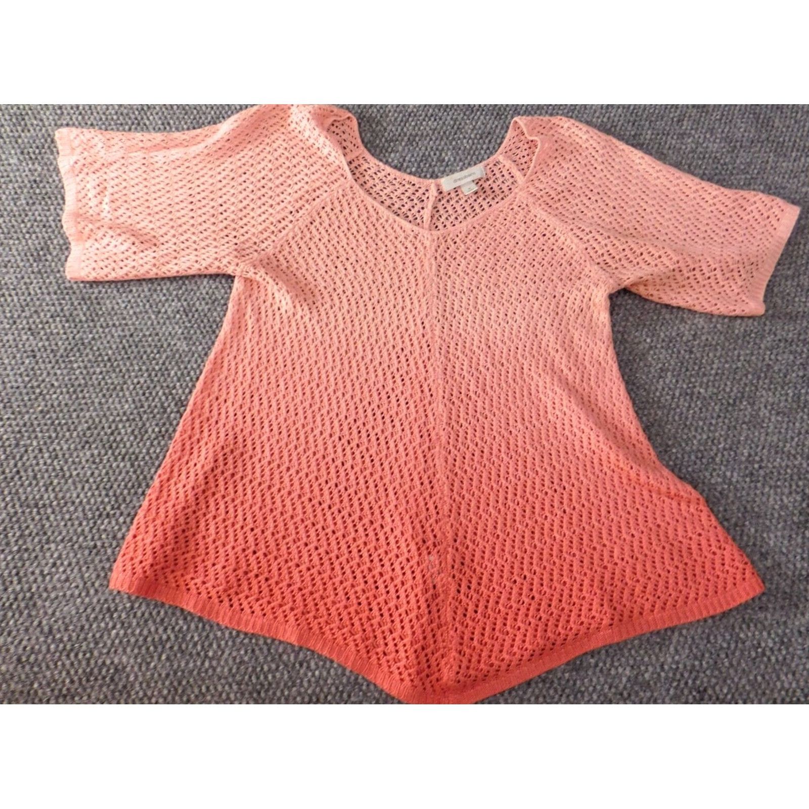 Vintage Dressbarn Womens Blouse Medium Pink Short Sleeve Crew Neck Pullover Knit Acrylic Ruffle Casual Size M / US 6-8 / IT 42-44 - 2 Thumbnail