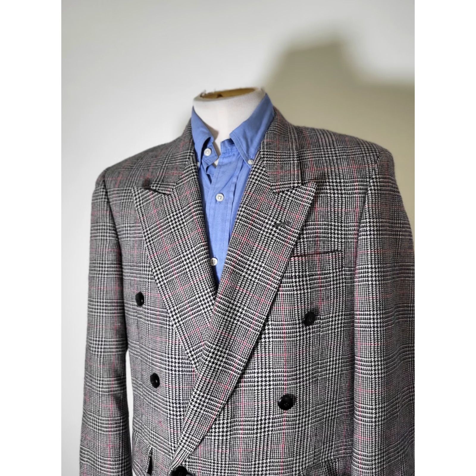 Doublet VINTAGE lansons Blazer Men 38S Double Breasted Peak Lapel Plaid Wool Silk Polyester Blazer Short Length Black Red White 90s Sports Mens Size 38R - 2 Thumbnail