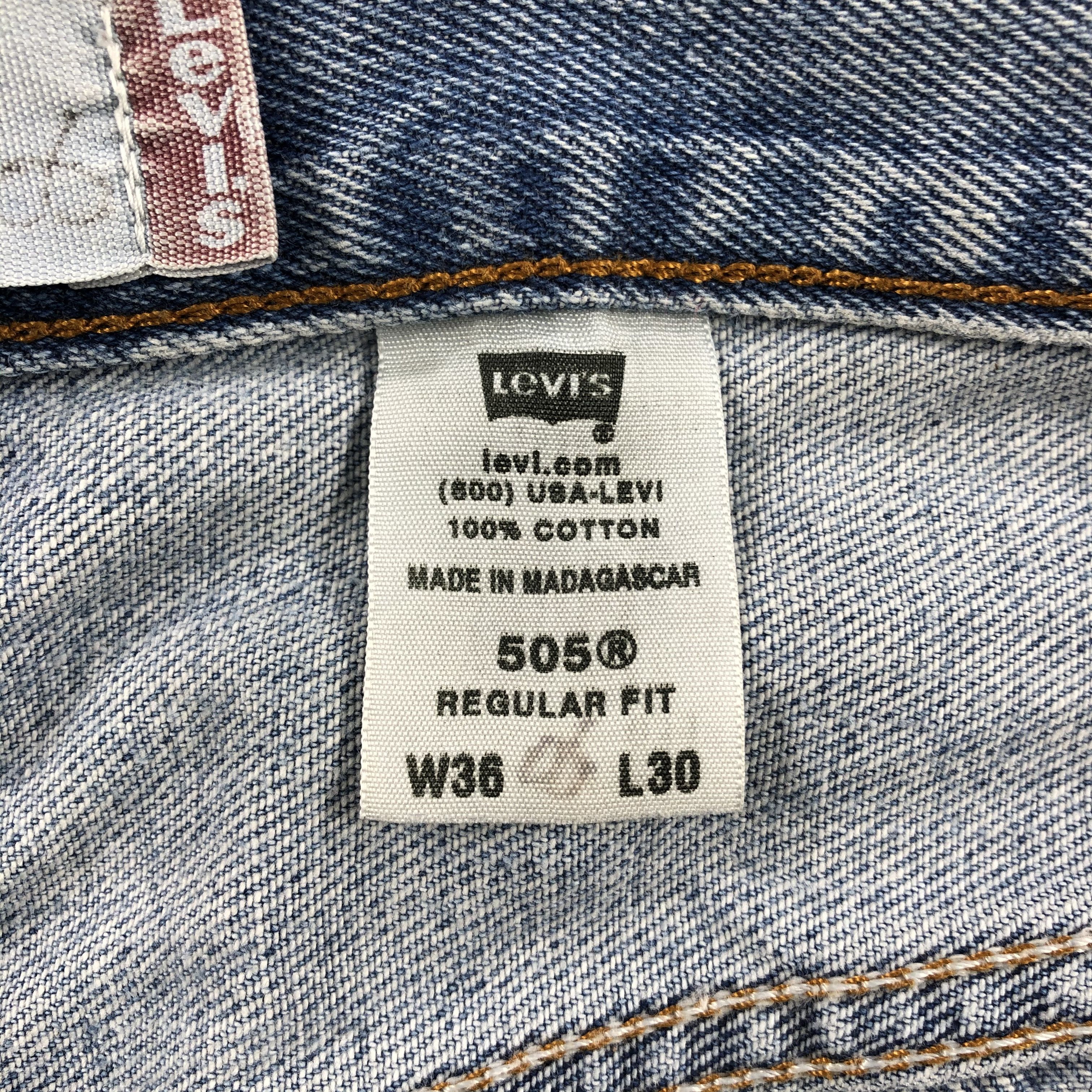 Levi's × Vintage Vintage Light Wash Levis 505 Jeans-JM1391 Size US 36 / EU 52 - 9 Thumbnail