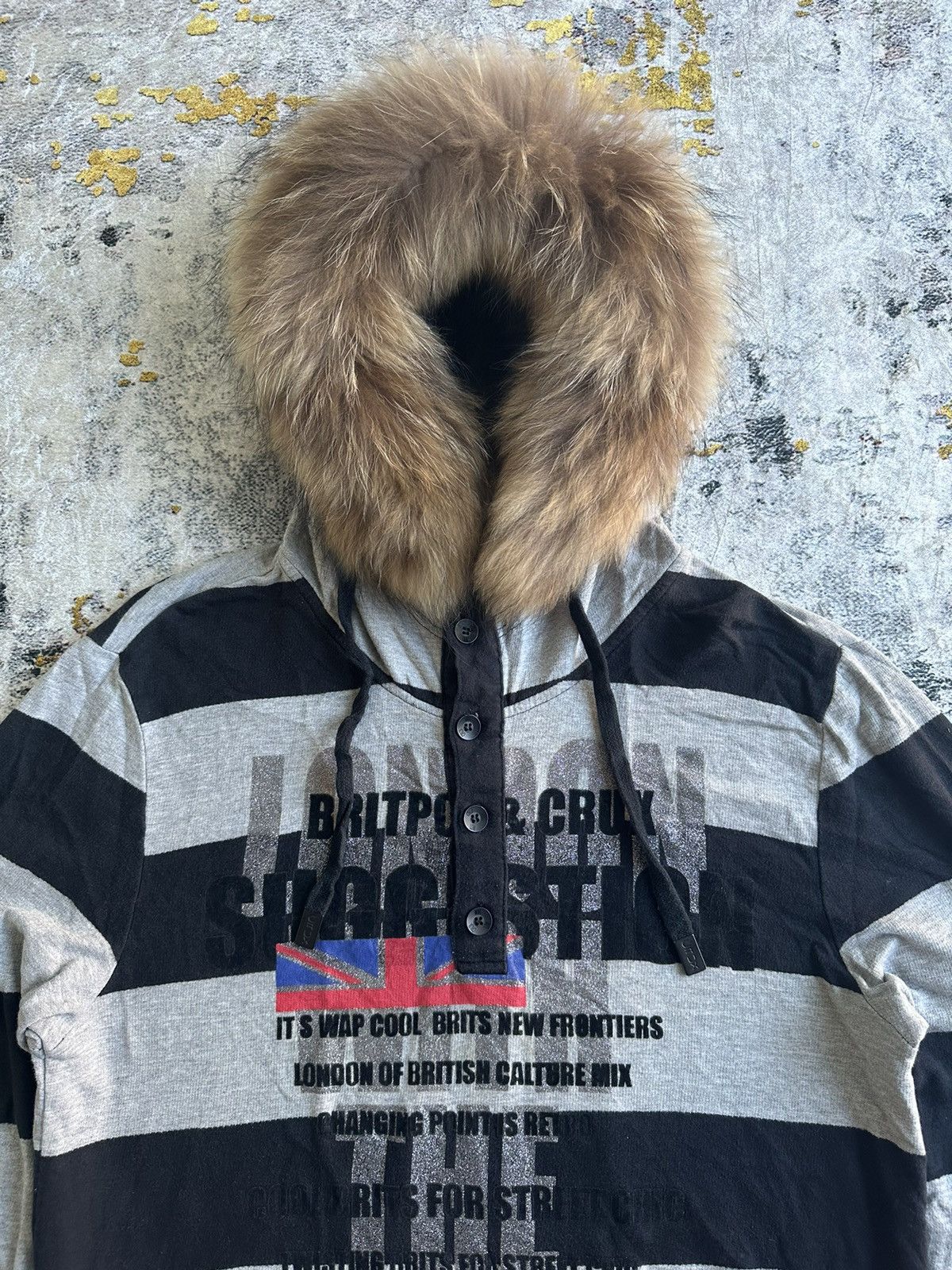 20471120 PUNK ROMANTIC BRITISH FUR STRIPED HOODIE POEM LGB STYLE Size US M / EU 48-50 / 2 - 2 Thumbnail