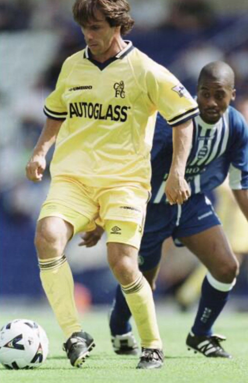 Umbro × Vintage Chelsea 99/00 away shirt #25 Zola Size US M / EU 48-50 / 2 - 11 Thumbnail