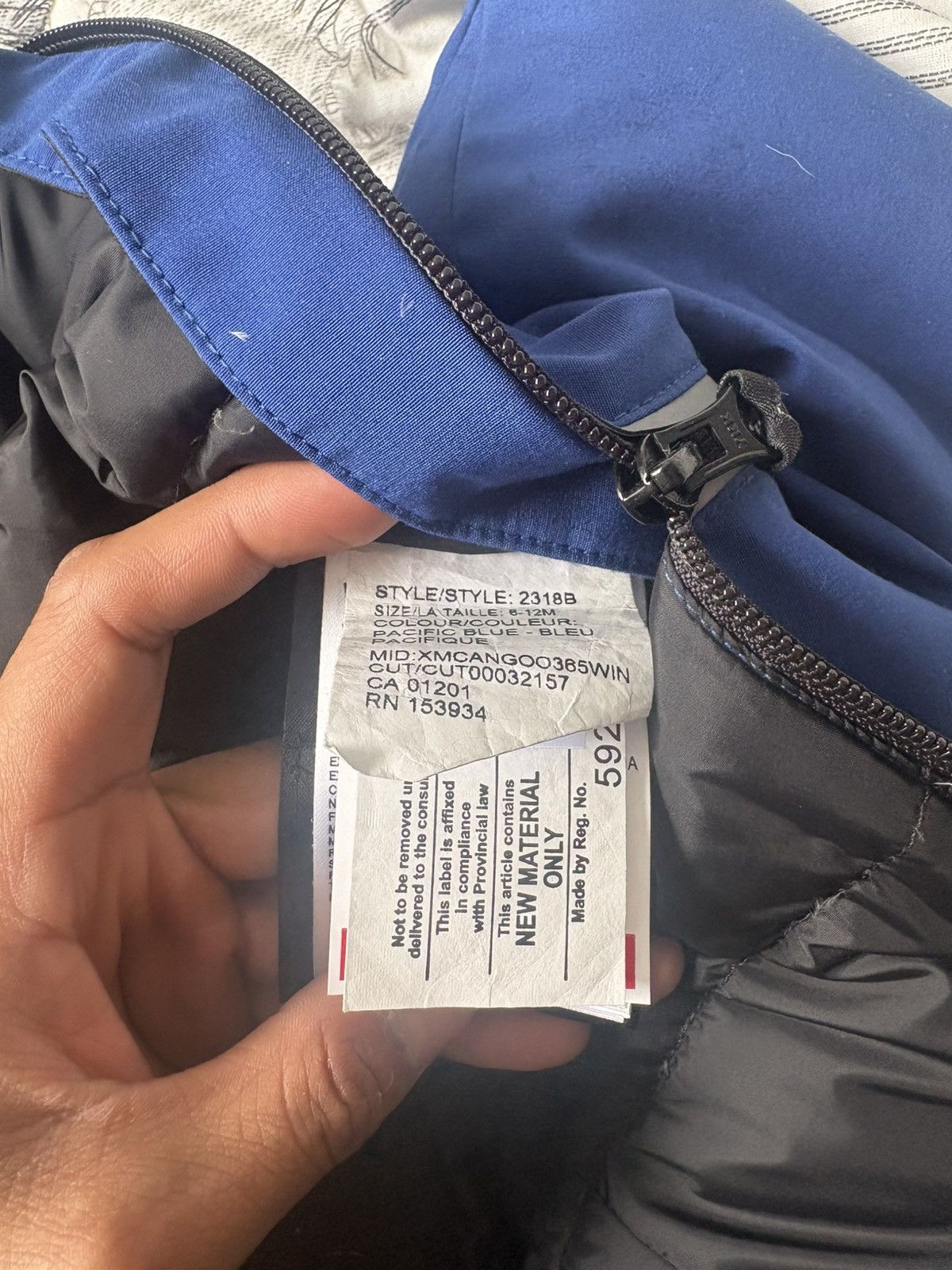 Canada Goose 6-12 month old baby Size US XXS / EU 40 - 6 Thumbnail