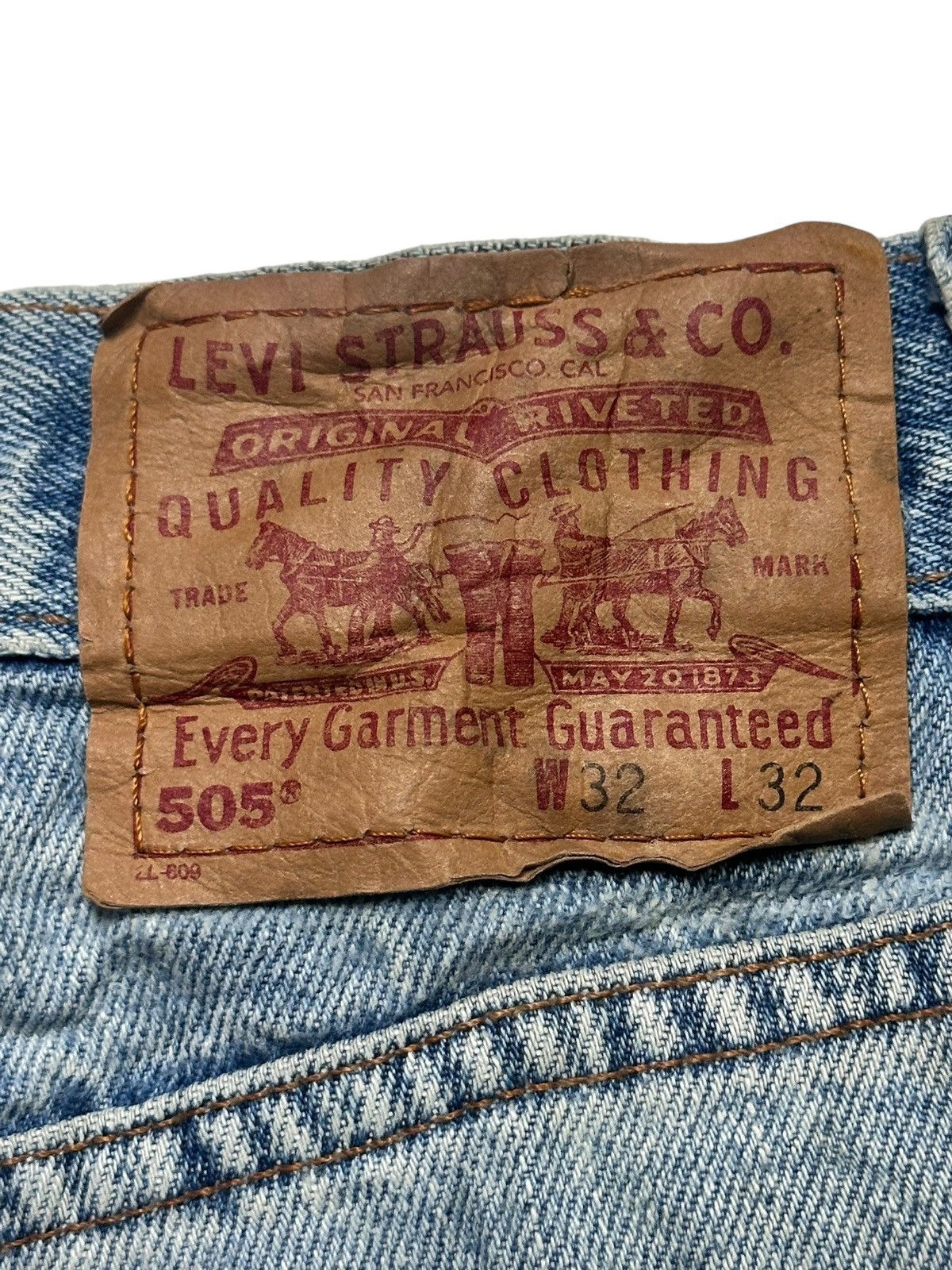 Levi's Levi’s 505 Regular Distressed Ripped, Plaid patch & Faded Size US 32 / EU 48 - 11 Thumbnail