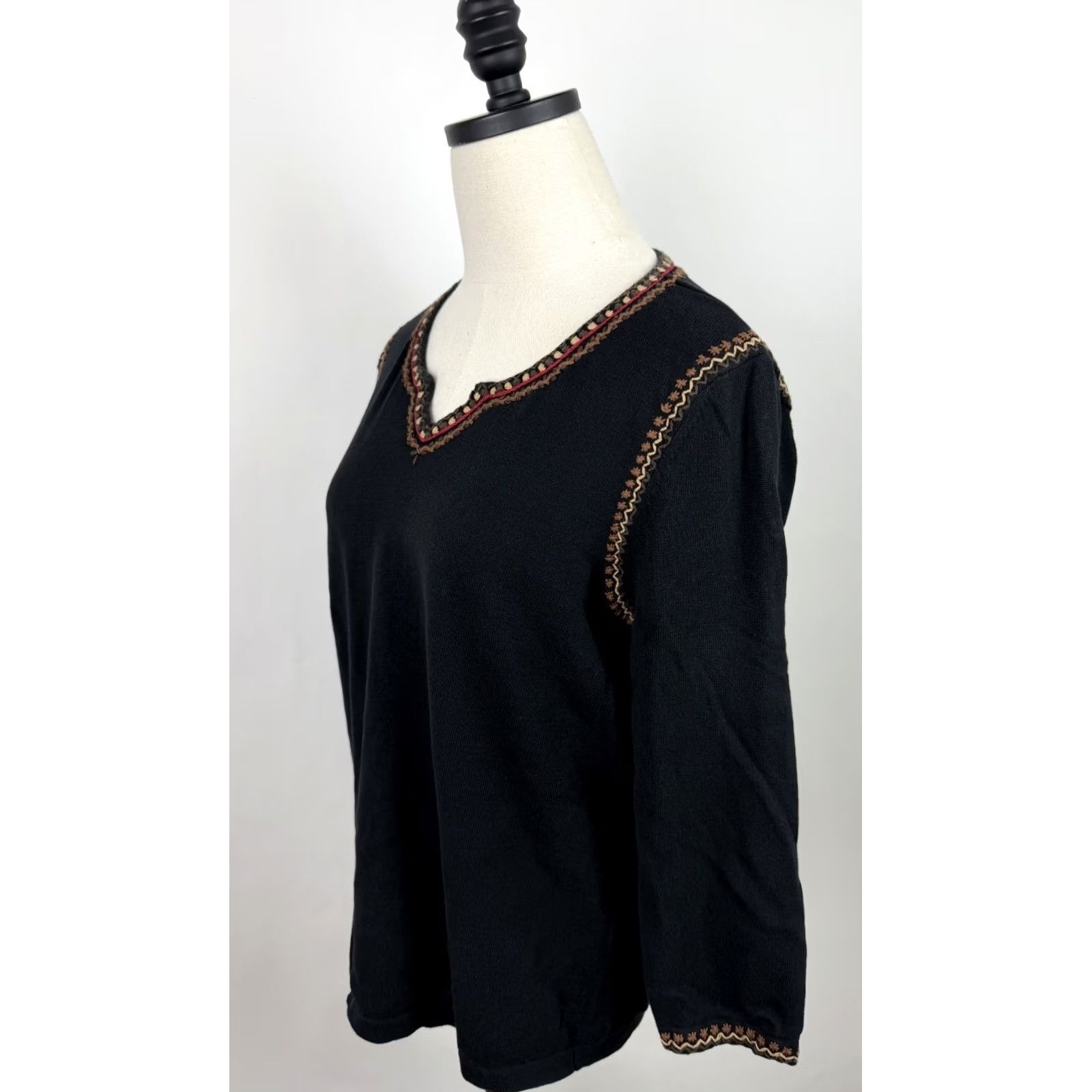 Vintage VINTAGE Harold's Shirt Womens L Black Cotton Embroidered 3/4 Sleeve V-Neck Western 90s Bohemian retro Hippie Vintage Womens XL fits like Large Size L / US 10 / IT 46 - 6 Thumbnail