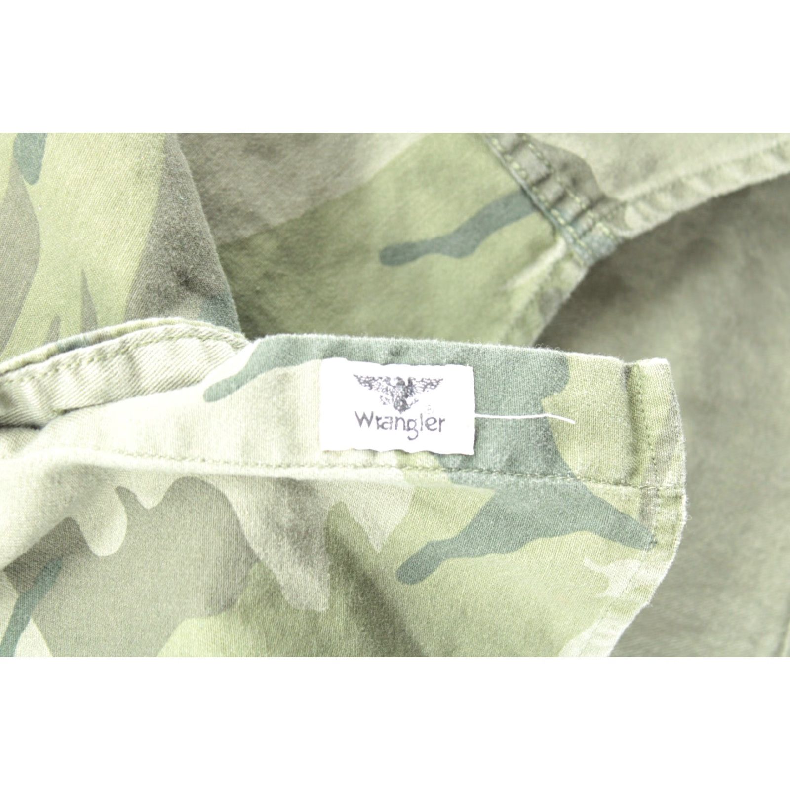 Wrangler VINTAGE Wrangler Camo Flex Shirt Men's L Woodland Camo Hunting Prepper Military Shirt Size US L / EU 52-54 / 3 - 5 Thumbnail
