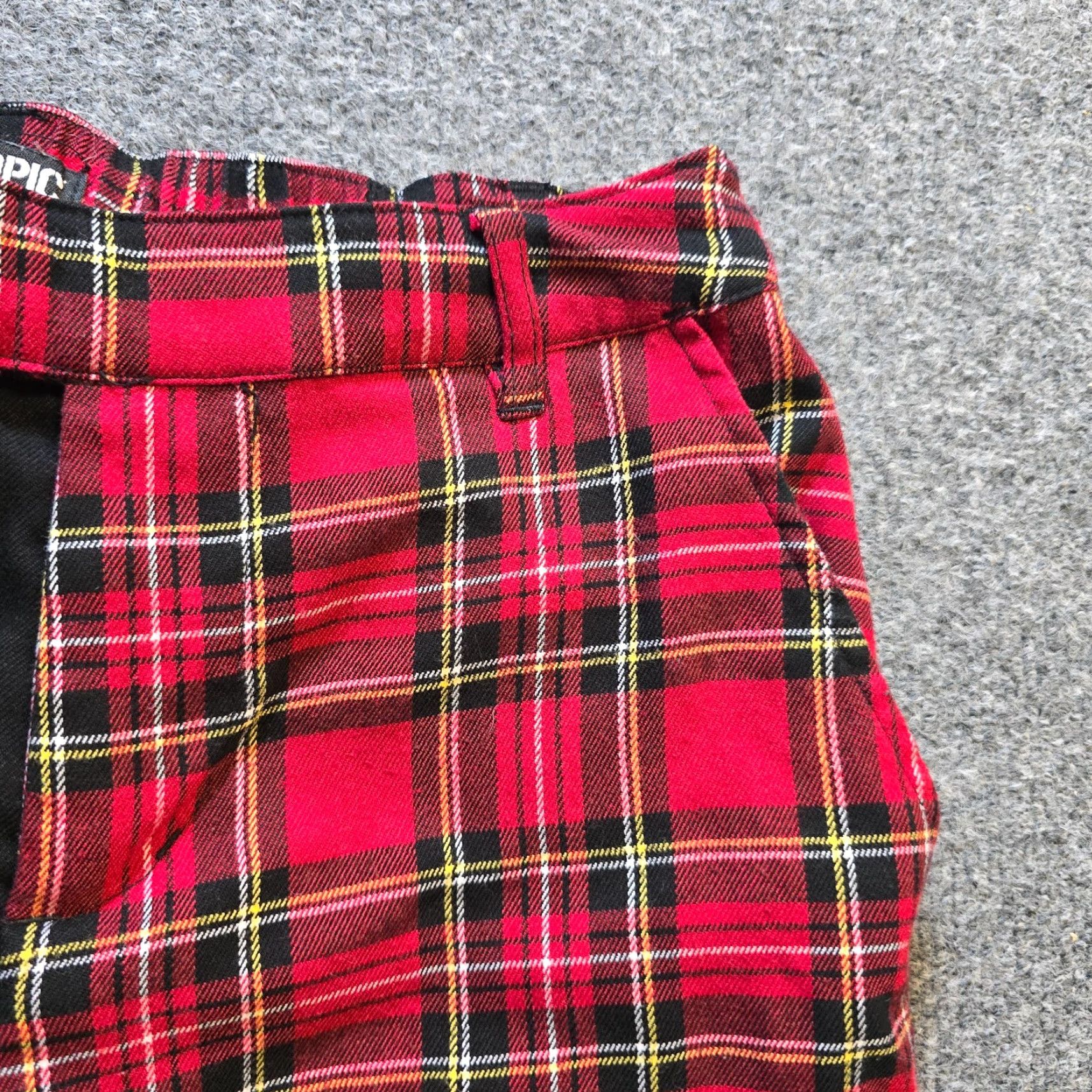 Hot Topic Hot Topic Pants Women S Red Black Plaid Coloblock Tapered Punk Rock Shirt? Size 28" / US 6 / IT 42 - 3 Thumbnail