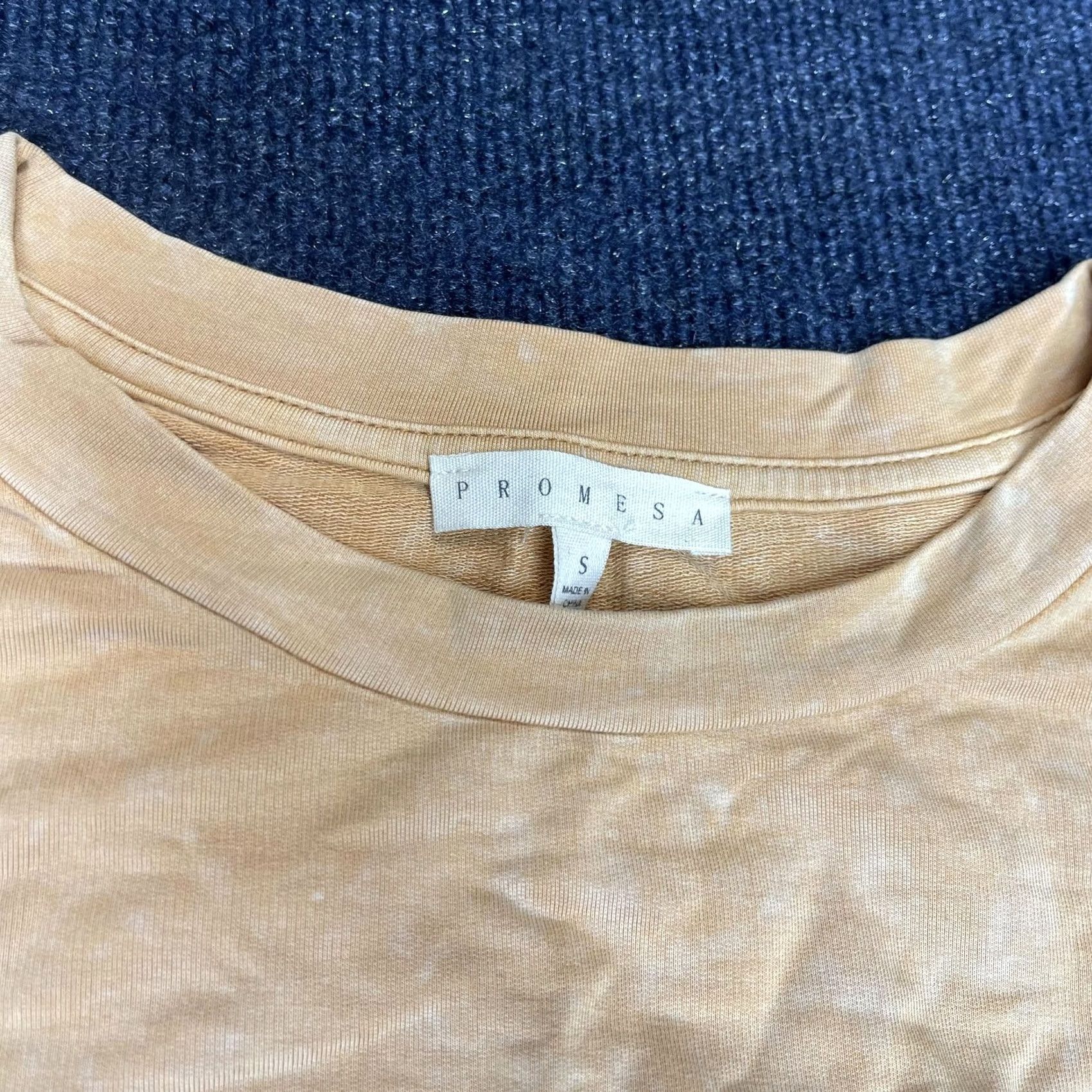 Vintage Promesa Shirt Womens Small Tan Lightning Bolt Graphic Distressed Soft Tee Size S / US 4 / IT 40 - 2 Thumbnail