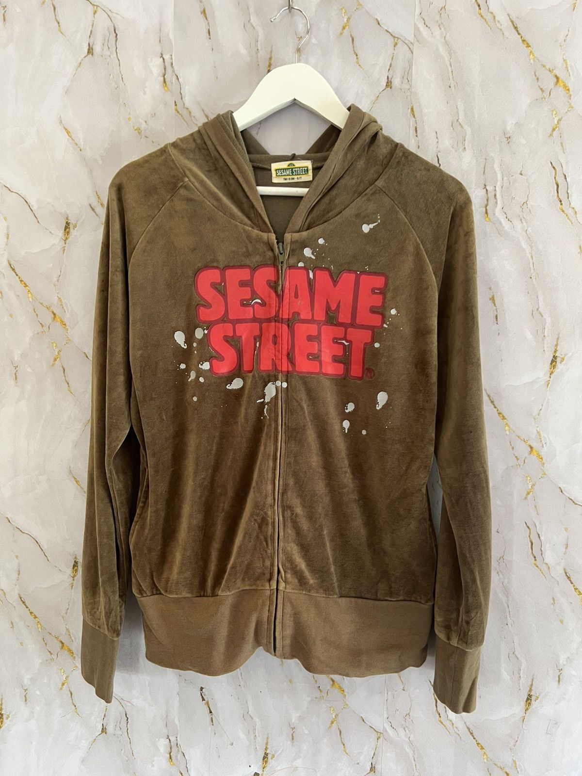 Cartoon Network SESAME STREET HOODIE Size US L / EU 52-54 / 3 - 1 Thumbnail