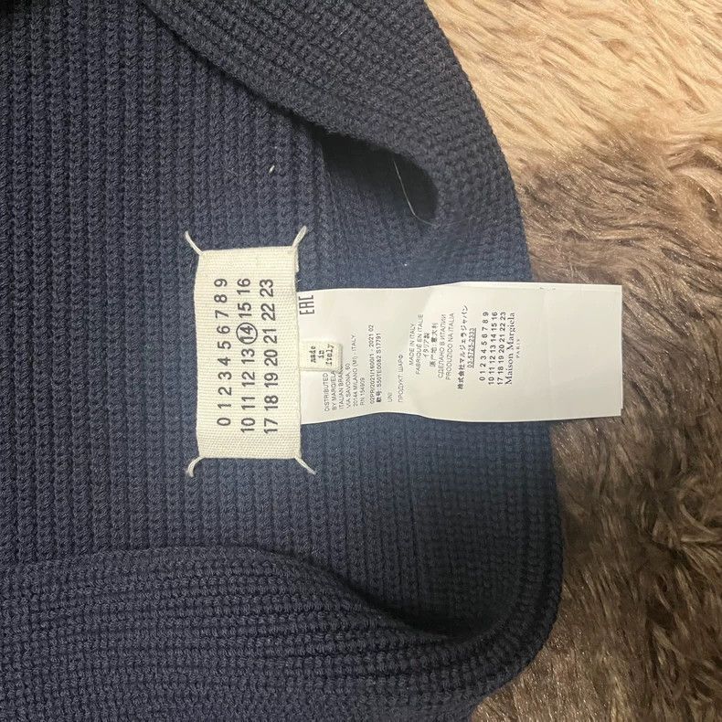 Maison Margiela Maison Margiela Deep blue scarf 2504-Nextarrow Size ONE SIZE - 2 Thumbnail