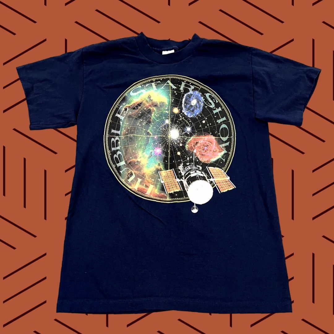 Vintage VINTAGE Murina Blue Moon Hubbles Star Show Shirt Mens Large T-Shirt 90s Space Astrology Size US L / EU 52-54 / 3 - 1 Thumbnail