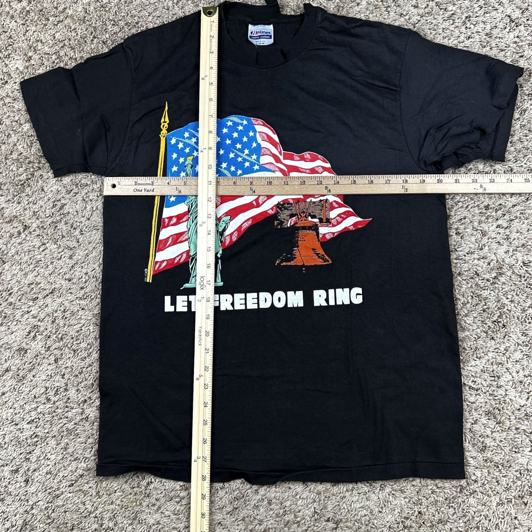 Hanes VINTAGE Patriotic Statue Of Liberty Graphic Medium Grunge Style USA T-Shirt Mens M Black Hanes Crew Neck Short Sleeve Graphic Print 90s USA Theme Size US M / EU 48-50 / 2 - 7 Thumbnail