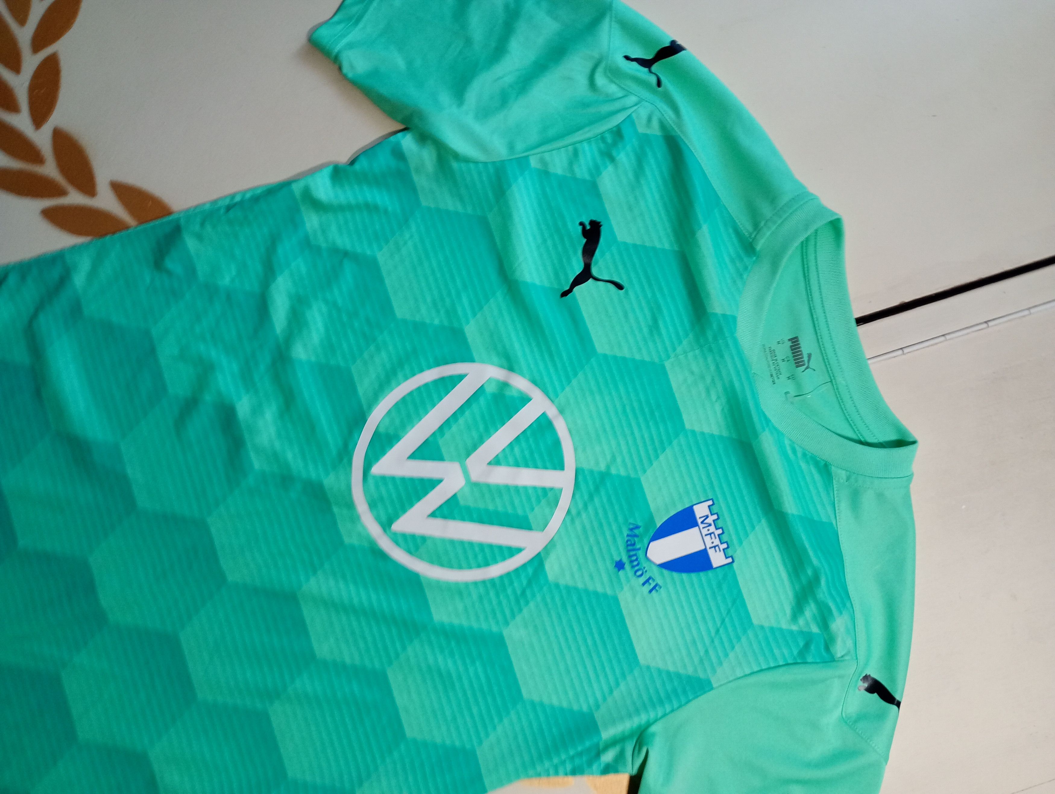 Puma Puma Malmö FC Goalkeeper Jersey 2021 Size US M / EU 48-50 / 2 - 5 Thumbnail