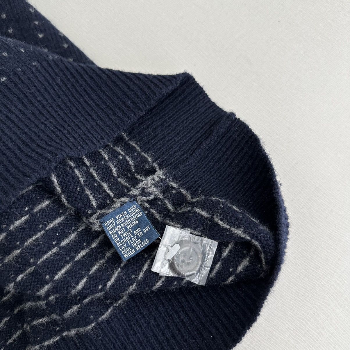 Polo Ralph Lauren × Vintage Vintage 90s Polo Ralph Lauren Cardigan Vest 100% Lambswool Size US XL / EU 56 / 4 - 9 Thumbnail