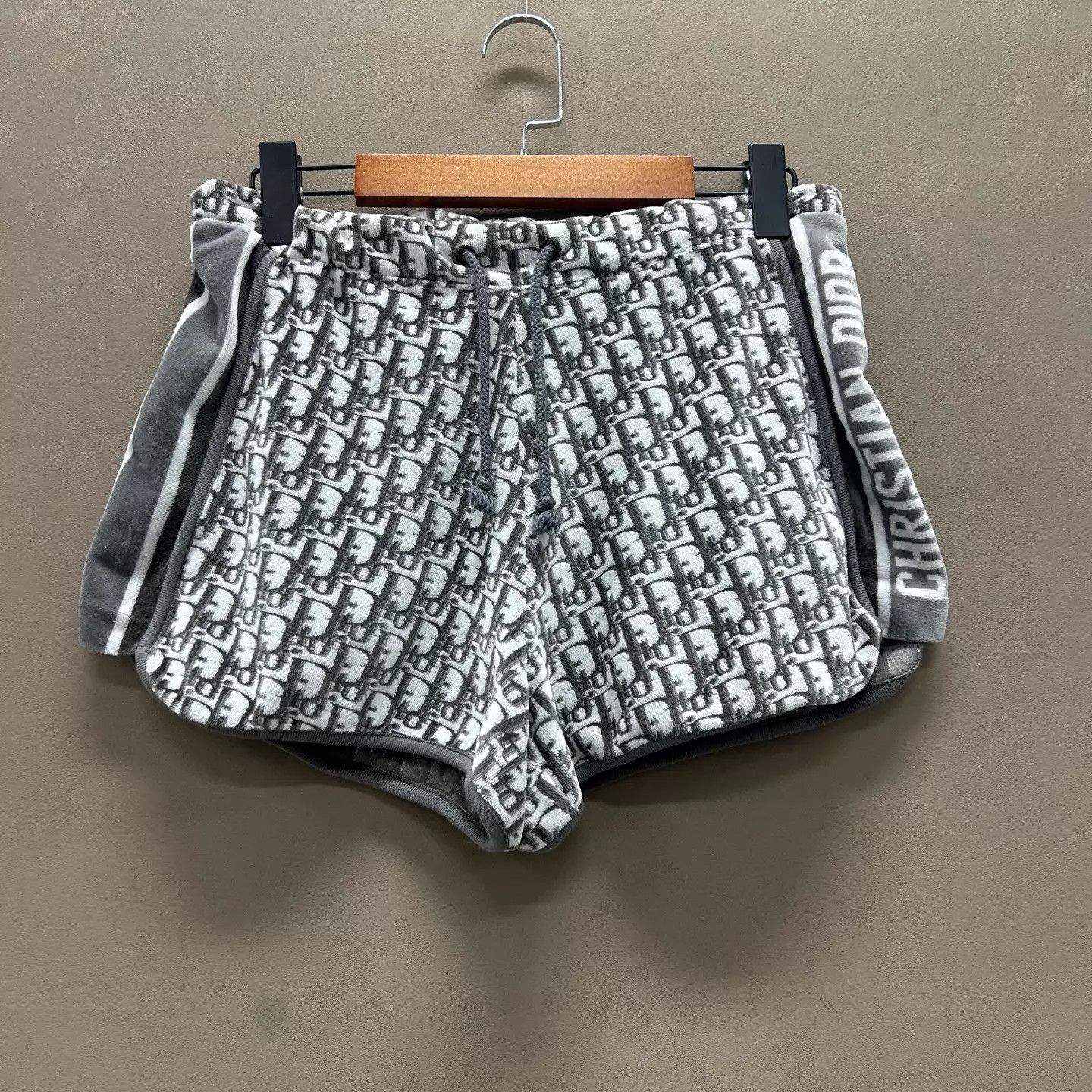 Dior Dior Oblique All Over Print Logo Gray Shorts M Size 27" / US 4 / IT 40 - 1 Thumbnail