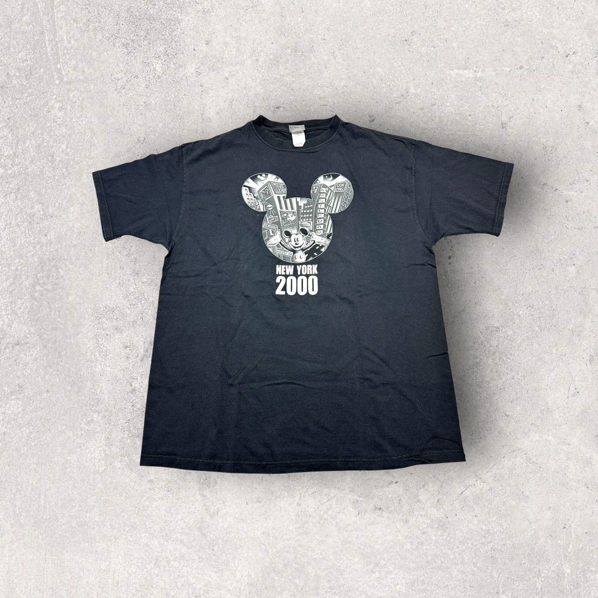 Disney × Vintage Vintage Disney New York 2000 tee Size US XL / EU 56 / 4 - 1 Thumbnail