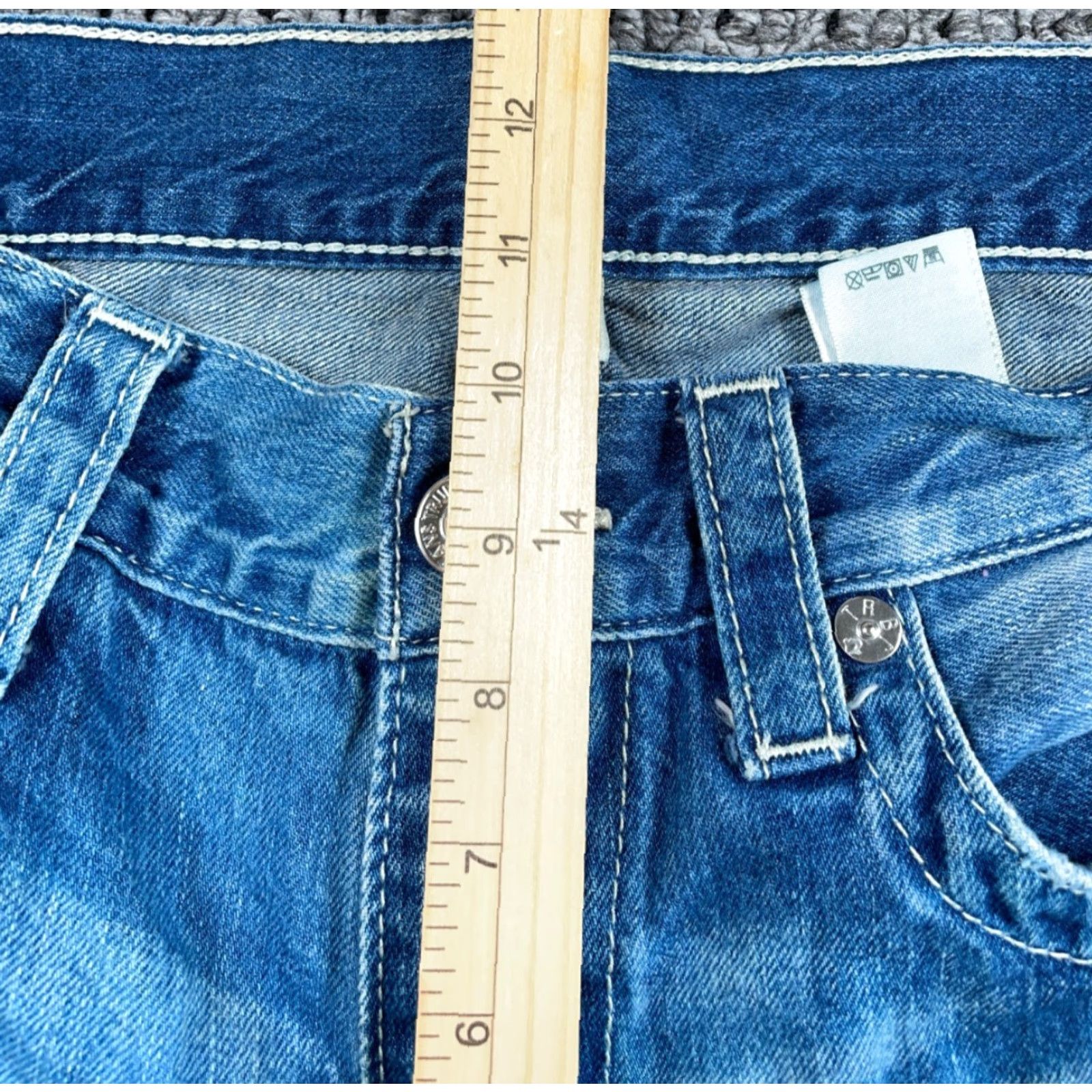 True Religion VINTAGE True Religion Jeans Men's 36 x 33 Blue Denim Distressed Straight Leg Flap Pocket Regular Mens Jeans 90s Rock Metal Size US 36 / EU 52 - 7 Thumbnail