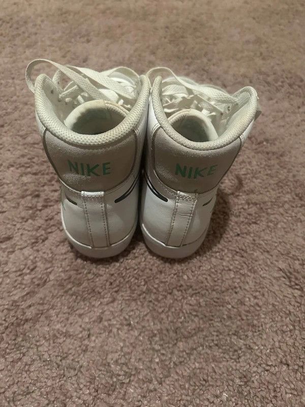 Nike Nike Blazer Mid '77 Swoosh Pack Size US 5 / EU 37 - 1 Thumbnail