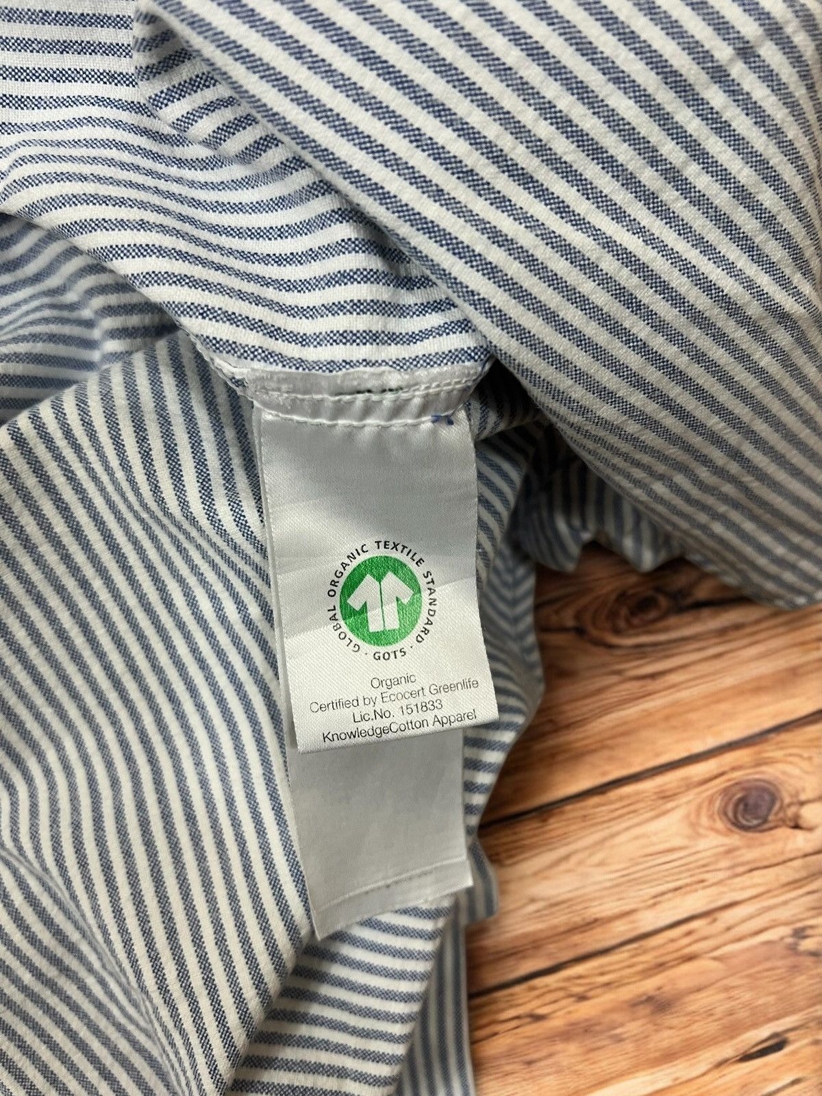 KnowledgeCotton Apparel Knowledge Cotton Apparel striped shirt size M Size US M / EU 48-50 / 2 - 6 Thumbnail