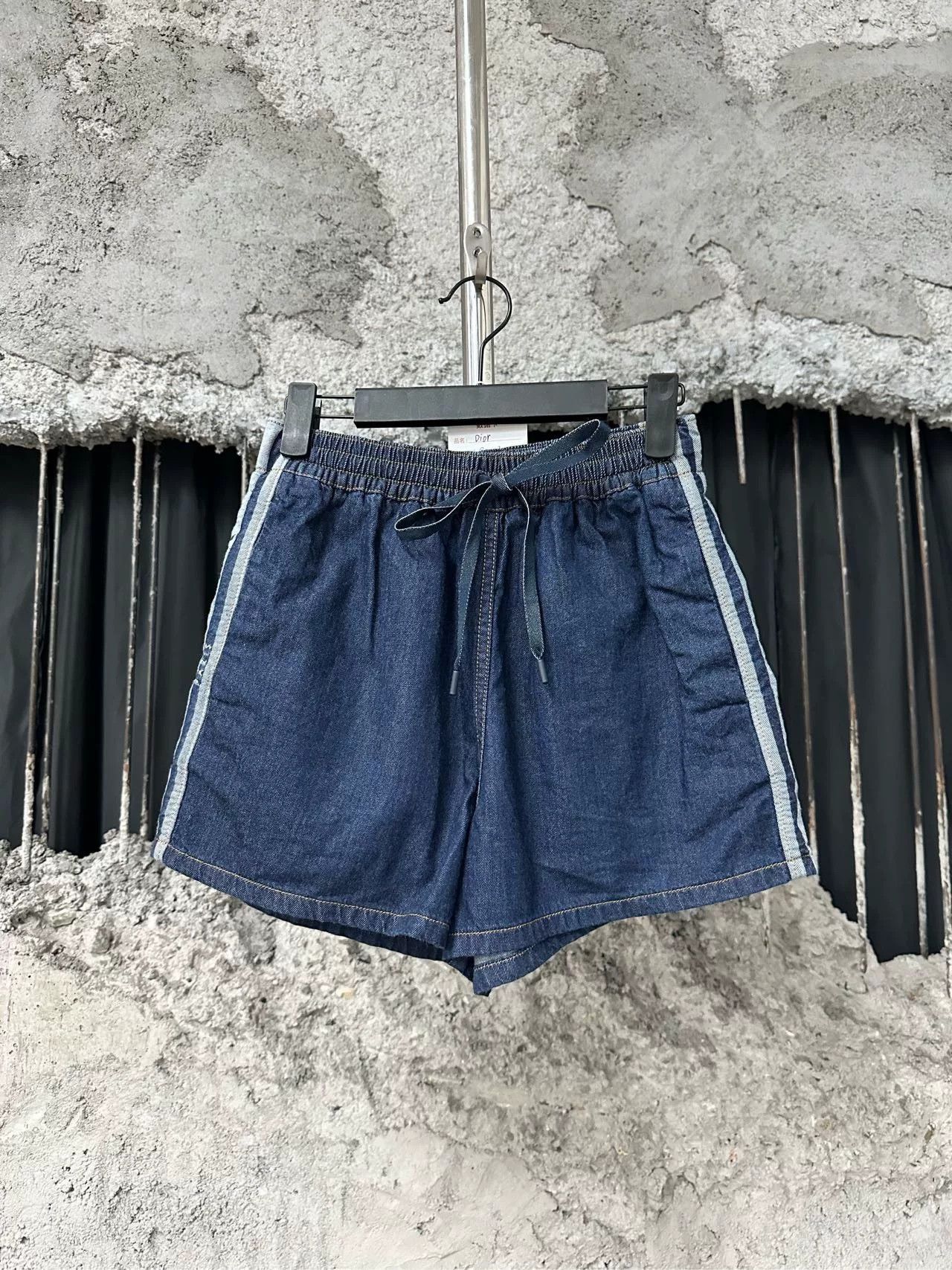 Dior Dior Denim Slogan Shorts Size US 34 / EU 50 - 1 Thumbnail