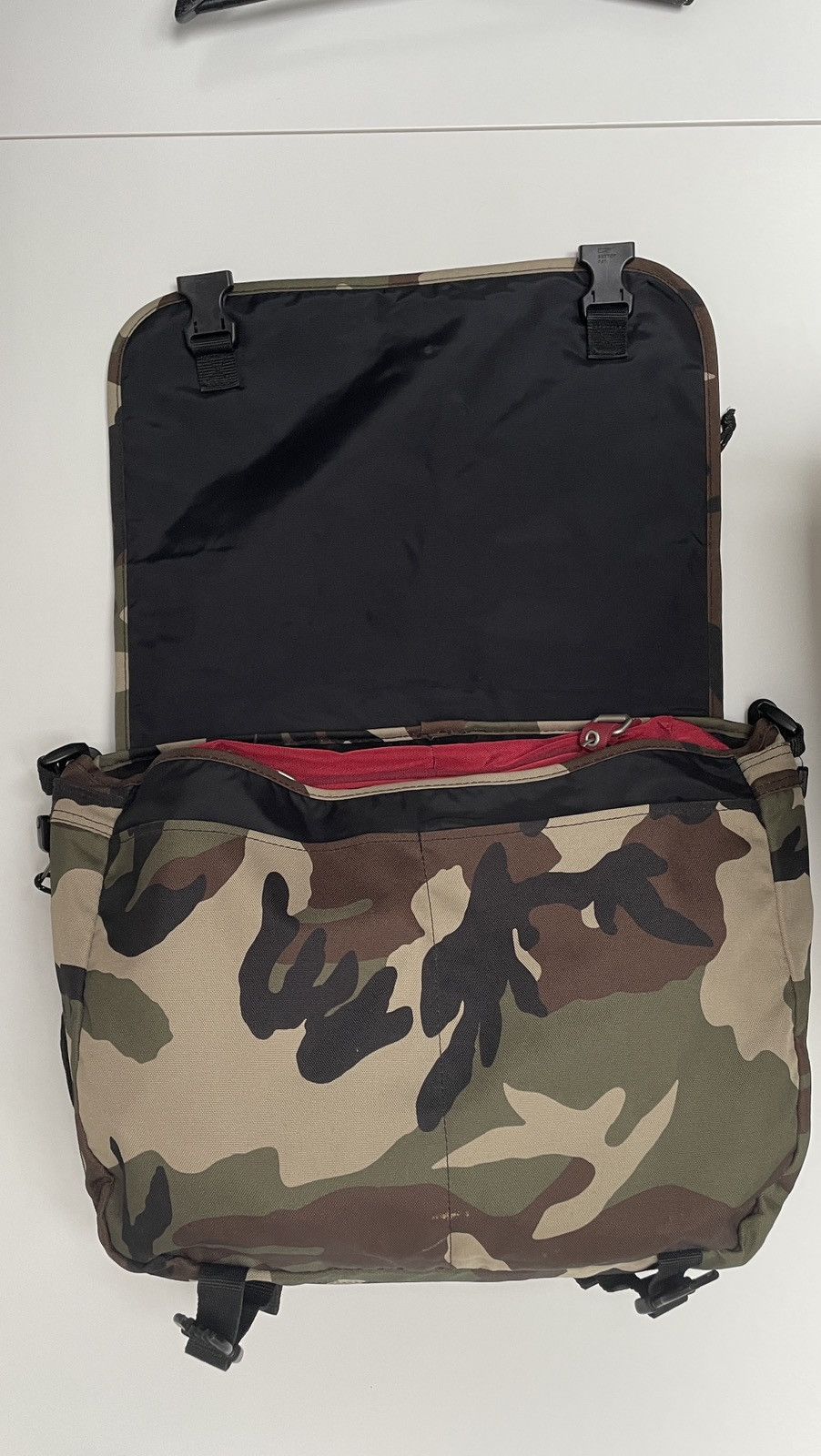 Eastpak Camo Messenger Bag Eastpak Vintage Made USA Size ONE SIZE - 4 Thumbnail