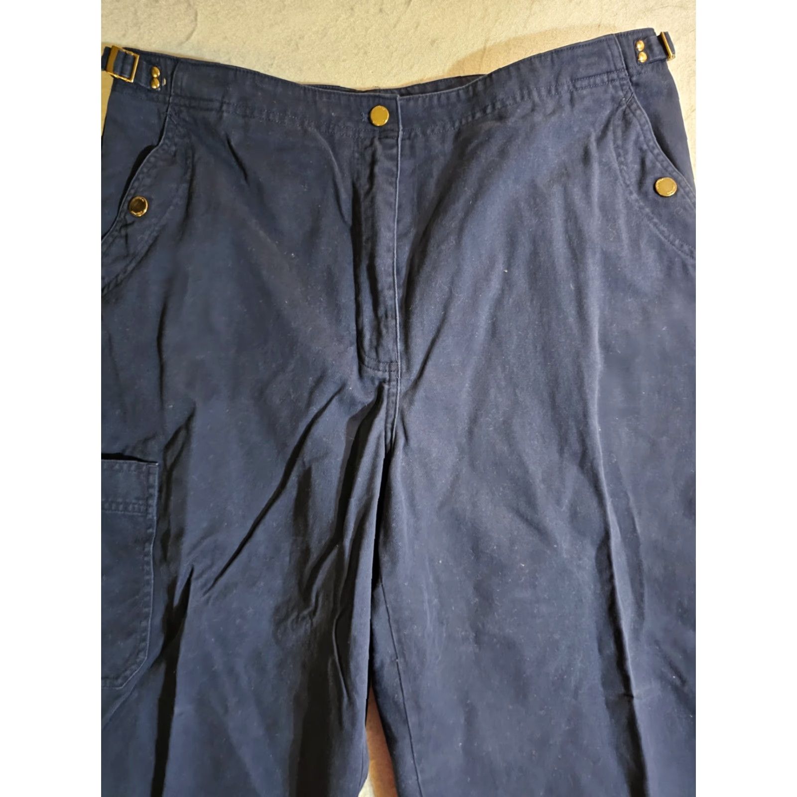 Ralph Lauren VINTAGE Polo Ralph Lauren Buckle Back Short Pants US Marine Division Womens 12 Blue 90s Capri Pants Size 34" / US 12 / IT 48 - 3 Thumbnail