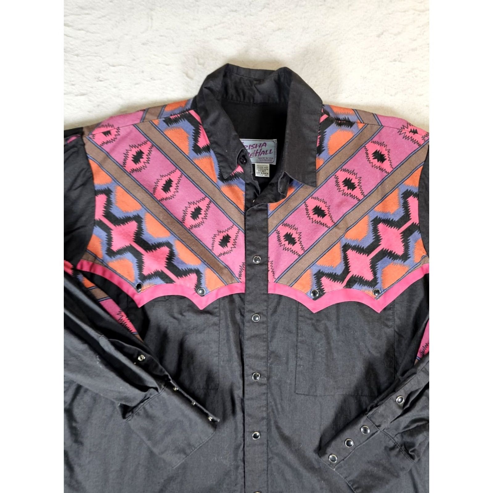 Vintage VINTAGE Trisha DeHall Black & Aztec Pearl Snap Cowboy Western Shirt Lg Mens Size Large Black Rockabilly 1980s Cowboy Western Shirt Size US L / EU 52-54 / 3 - 2 Thumbnail