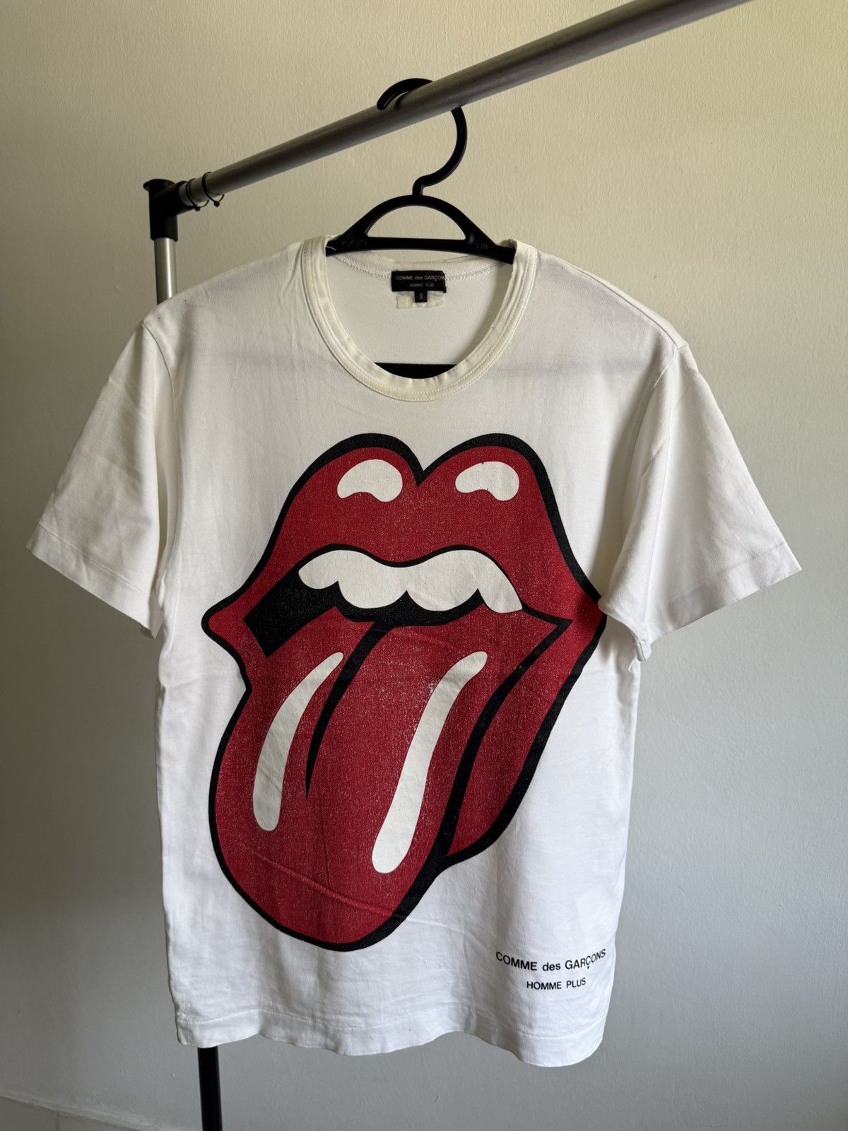 Comme des Garcons 2005 Comme des garcons homme x Rolling stones lips shirt Size US S / EU 44-46 / 1 - 1 Thumbnail