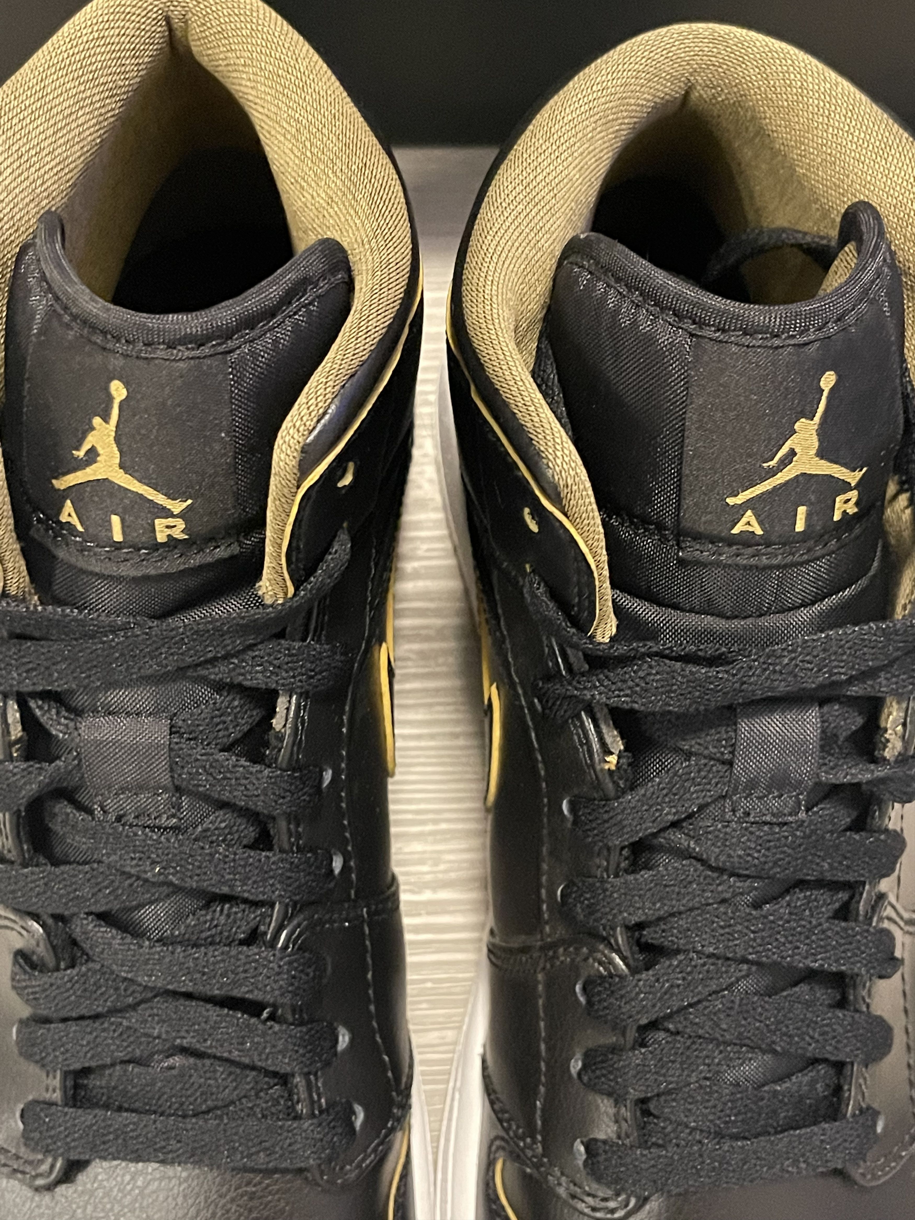 Jordan Brand Air Jordan 1 Mid “ Metallic Black “ Size US 9.5 / EU 42-43 - 2 Thumbnail