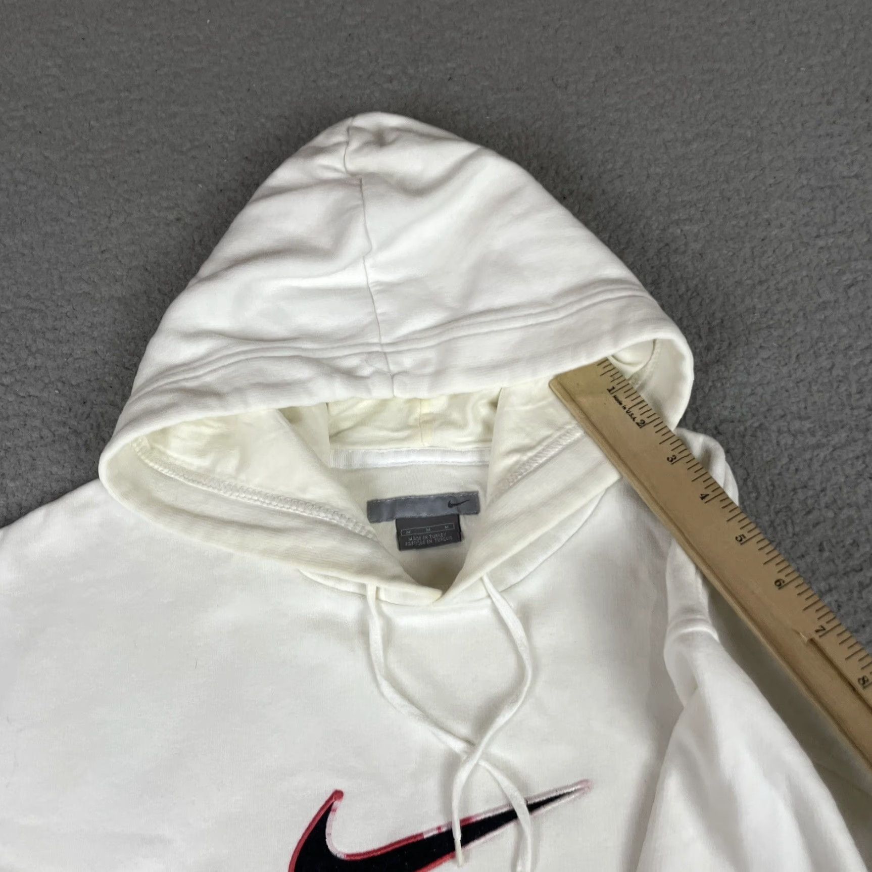 Nike VINTAGE Nike Sweatshirt Mens M White Hoodie Embroidered Logo Graphic Print Hooded Pullover City College USA USA Sports University Logo Size US M / EU 48-50 / 2 - 7 Thumbnail