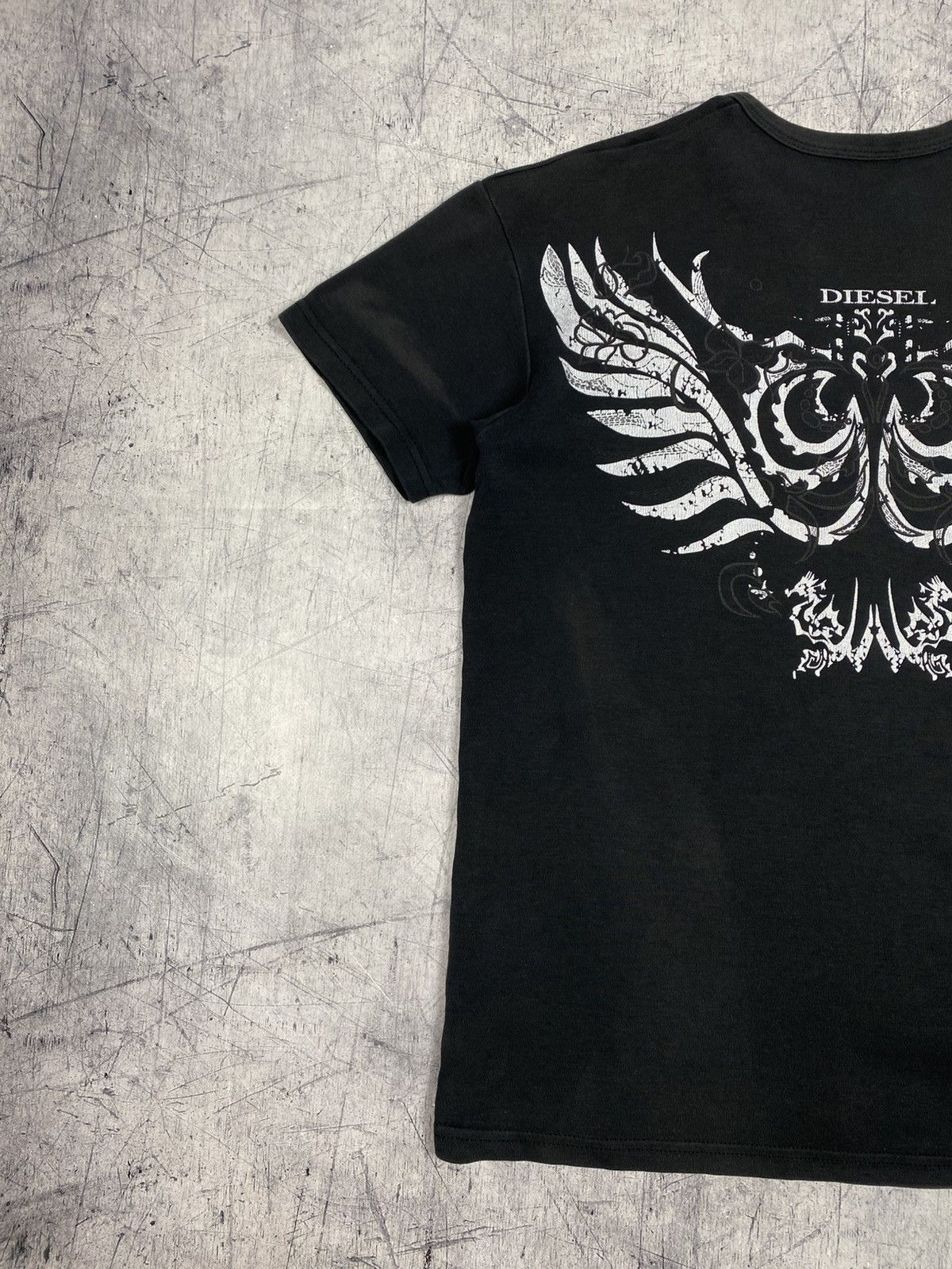 Diesel Vintage Diesel Archival Graphic Wing T-Shirt Faded Black Size US L / EU 52-54 / 3 - 3 Thumbnail