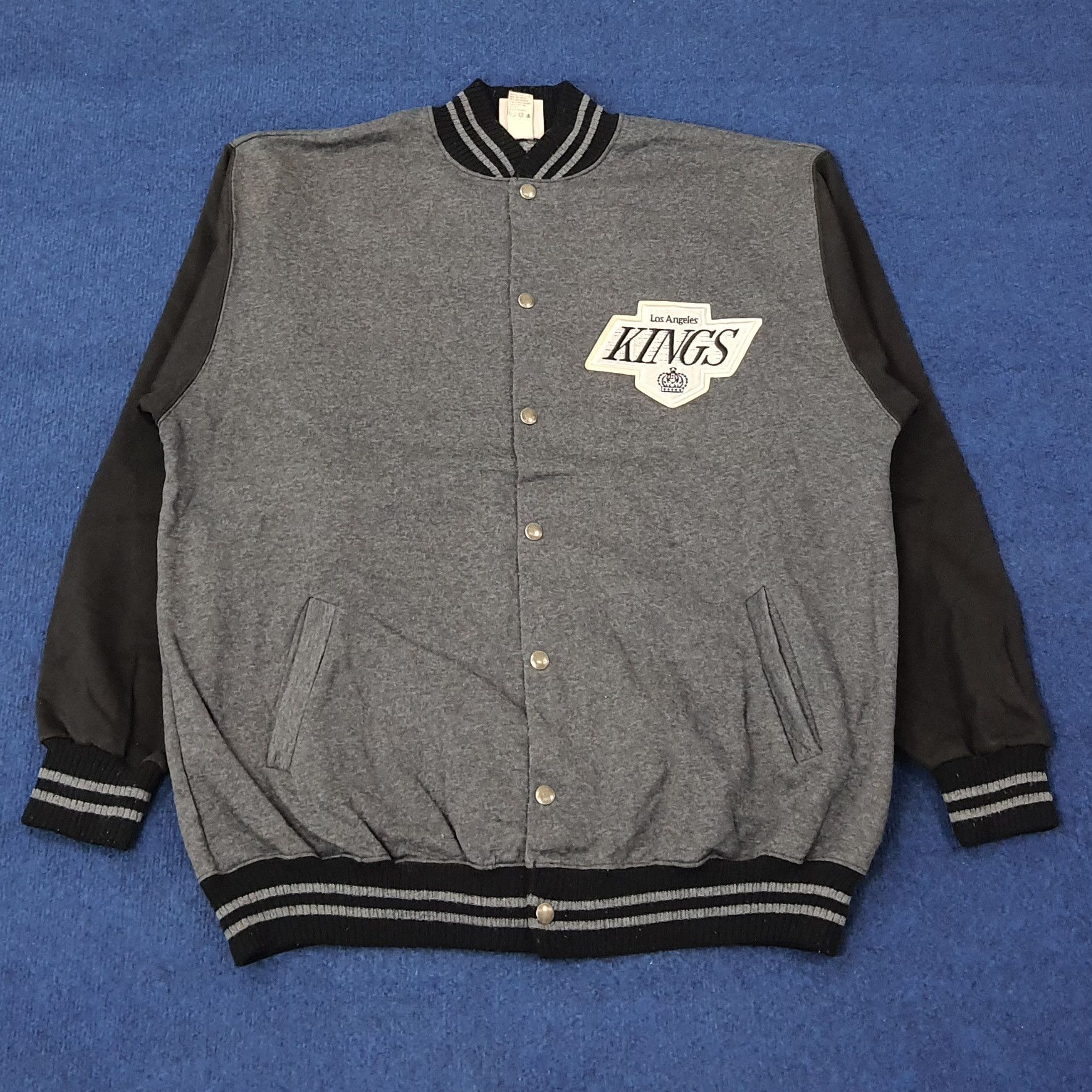 NHL Vintage Los Angeles Kings Hockey Team Varsity Jacket C248N18 Size US XL / EU 56 / 4 - 3 Thumbnail