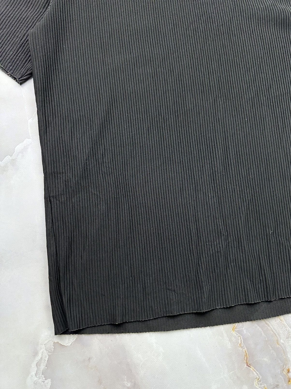 Japanese Brand Vintage Pleated T-Shirt Size US M / EU 48-50 / 2 - 4 Thumbnail