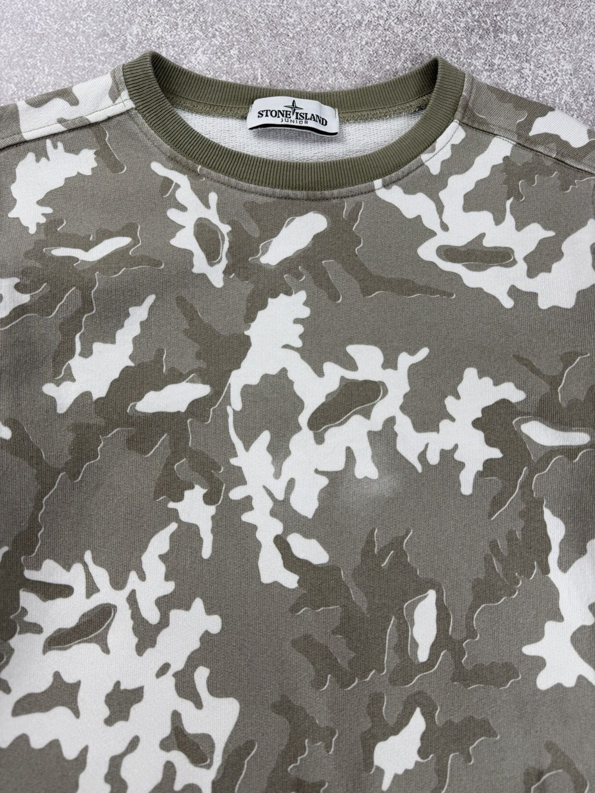 Stone Island Stone Island Junior Camo Print Crewneck Sweatshirt Size 10 Size US XXS / EU 40 - 2 Thumbnail
