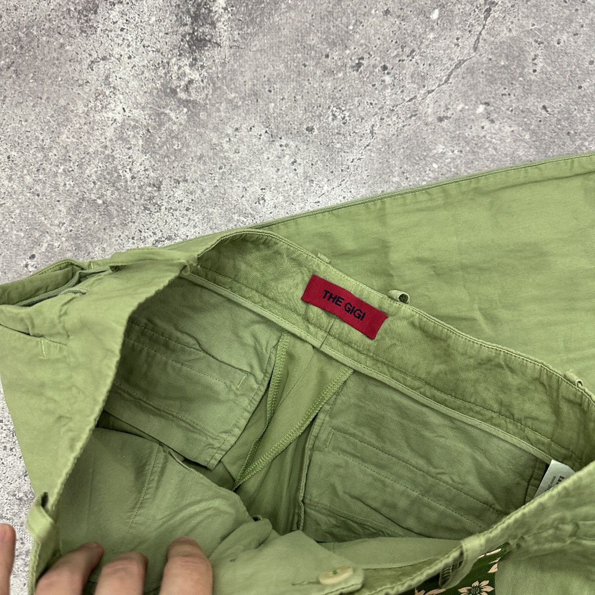 Vintage Vintage 00s The Gigi Italy straight olive pants baggy y2k Size 30" / US 8 / IT 44 - 9 Thumbnail