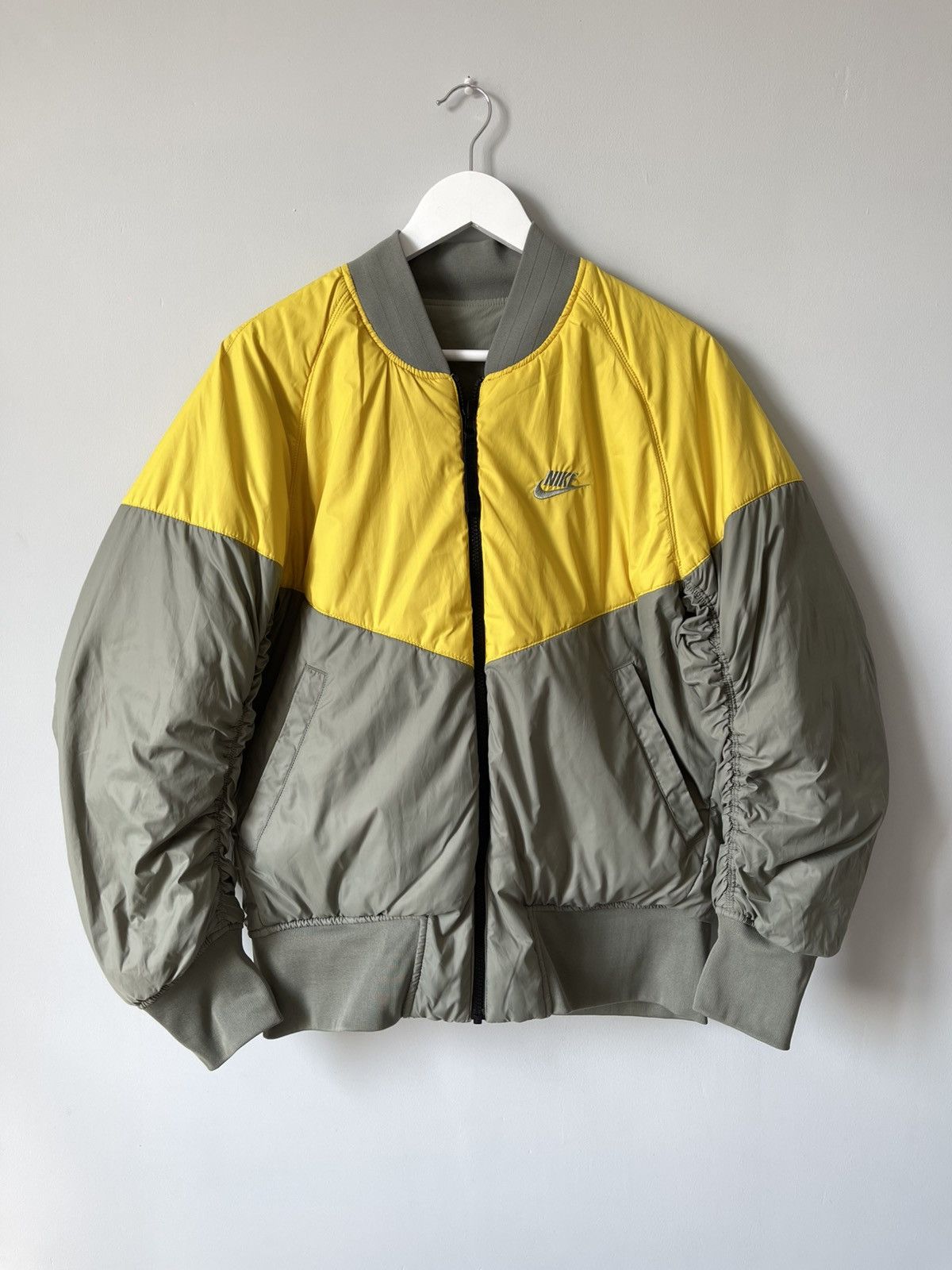 Nike Nike AF-1 Reversible Nylon Big Logo Swoosh Bomber Jacket Size US S / EU 44-46 / 1 - 9 Thumbnail