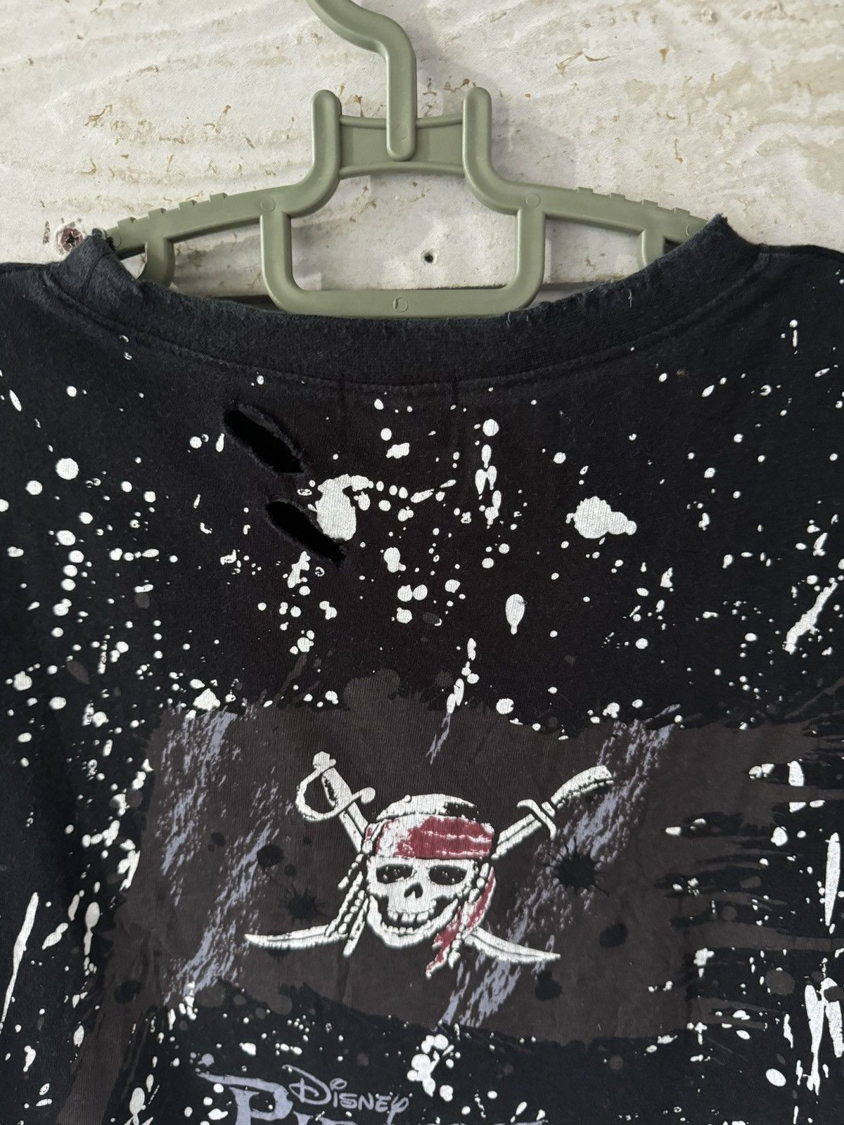 Vintage VINTAGE DISNEY X PIRATES SUMMER 2019 TEE SHIRT DESTRES JAPAN Size US M / EU 48-50 / 2 - 4 Thumbnail