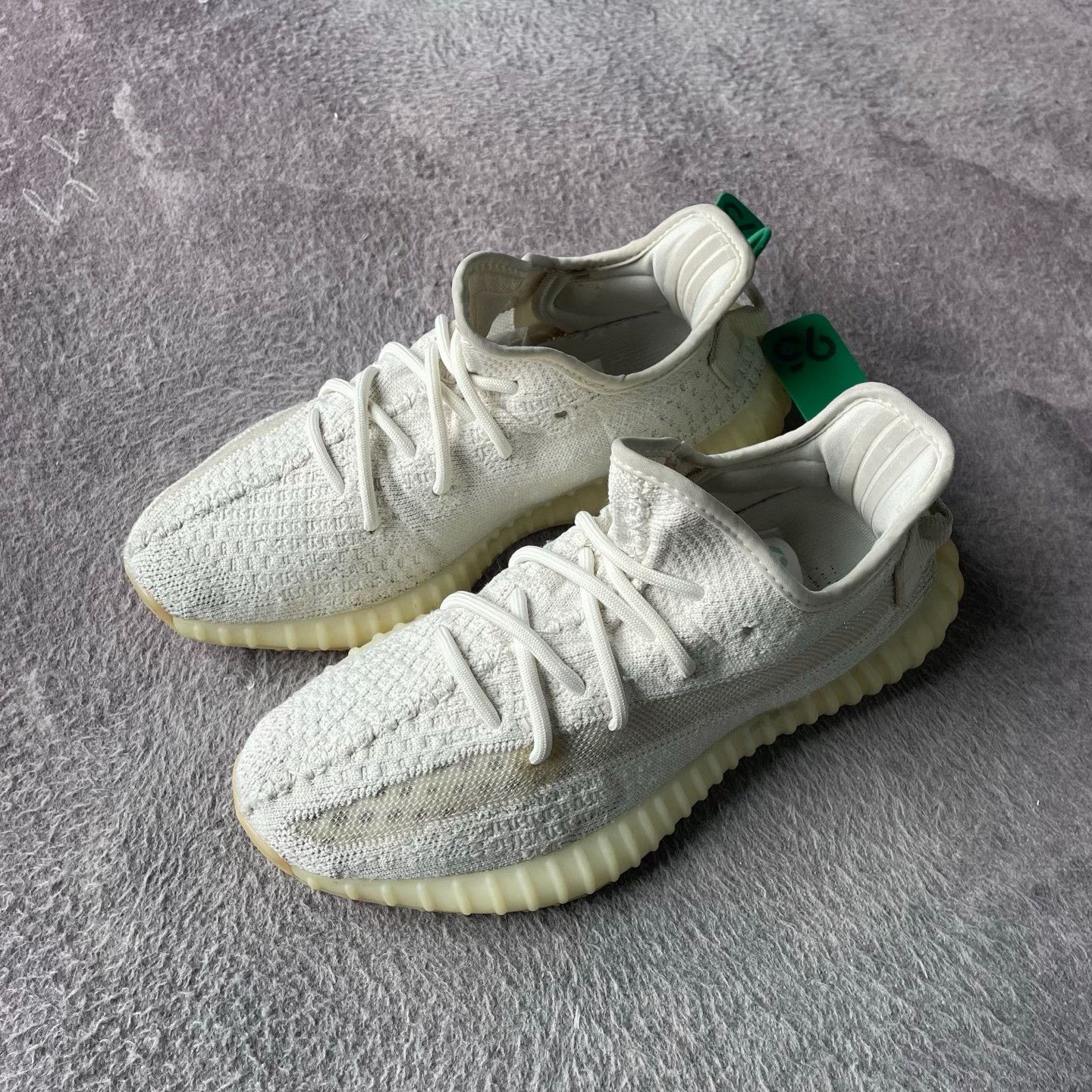 Yeezy Yeezy White Lowtop Sneakers 40 Men Size US 7.5 / EU 40-41 - 1 Thumbnail