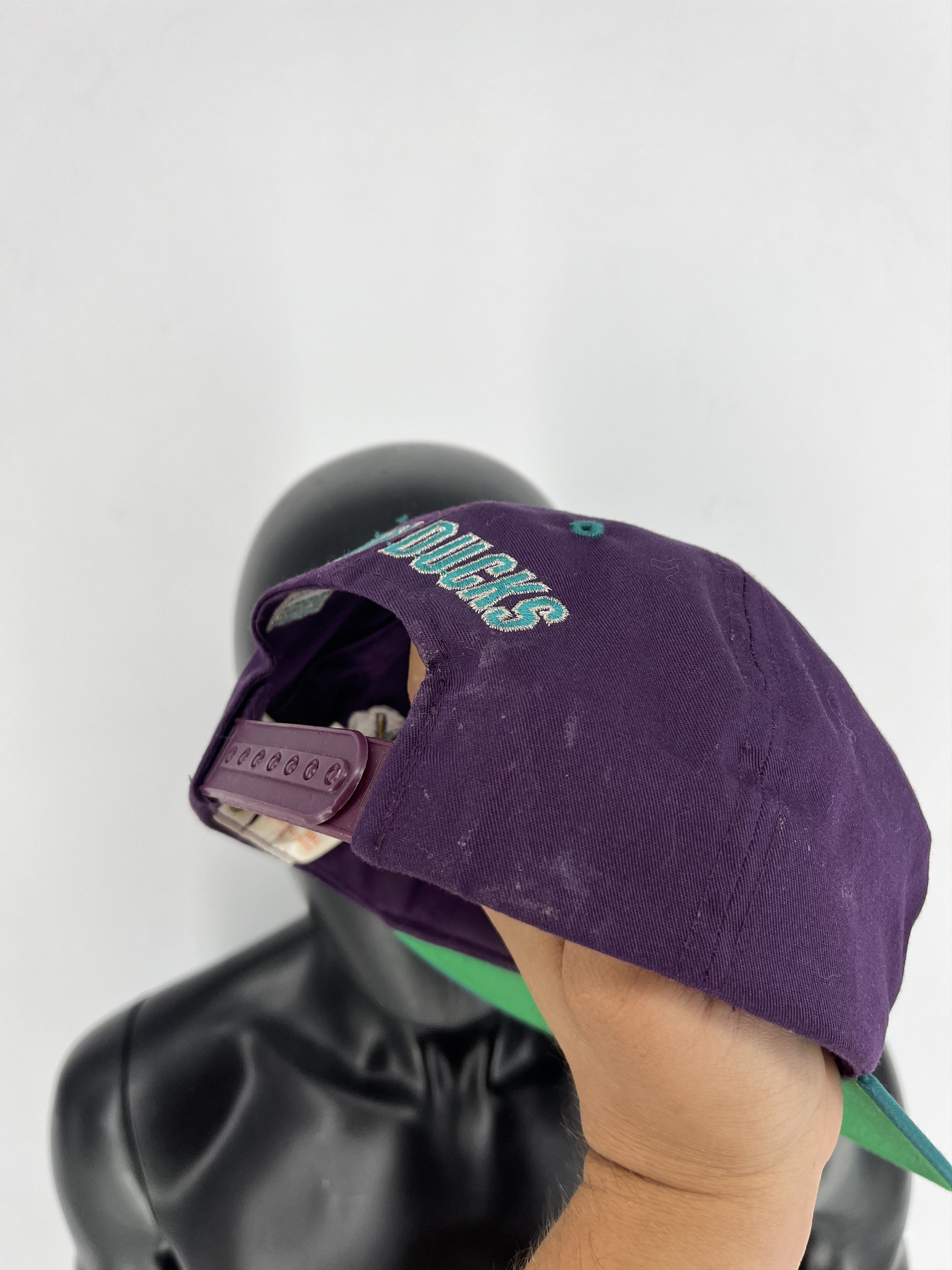 NHL Vintage Y2K NHL Hockey Embroidery logo Vintage Cap Size ONE SIZE - 5 Thumbnail