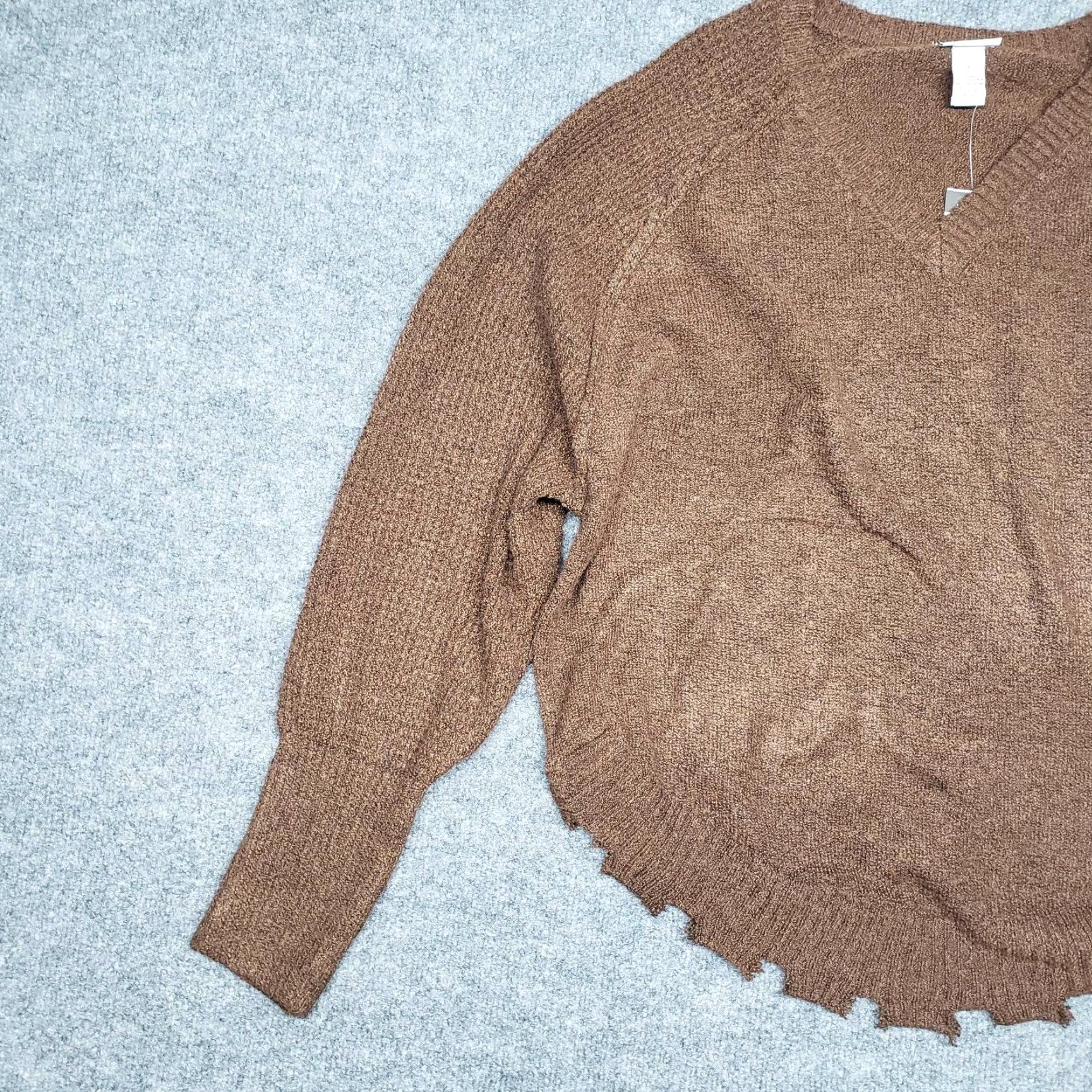 Vintage Rue21 Sweater Womens S Brown Long Sleeve V-Neck Scalloped Hem Pullover New Size S / US 4 / IT 40 - 3 Thumbnail