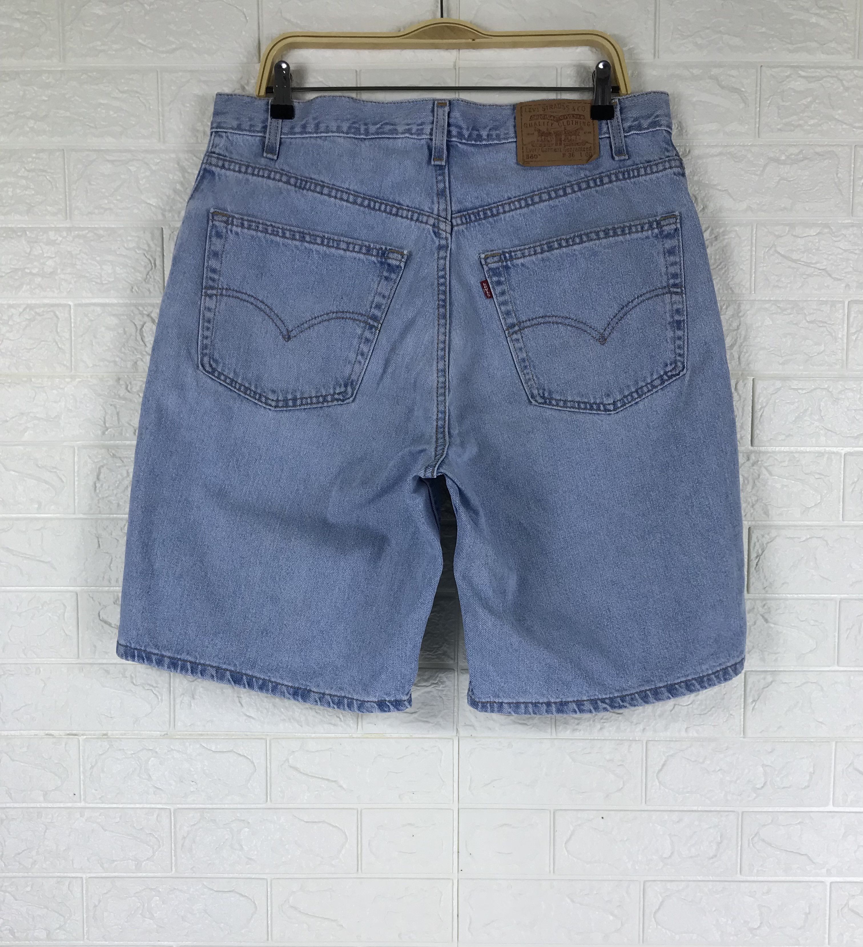 Levi's Vintage Levi's 560 Loose Fit Short Jeans Size US 36 / EU 52 - 2 Thumbnail