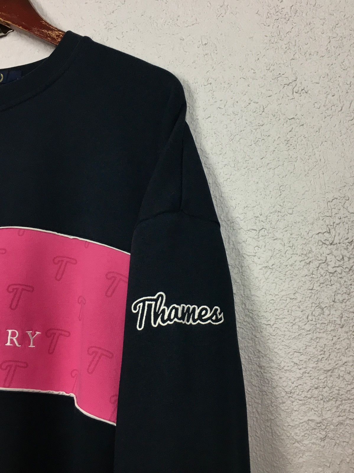Thames MMXX. crewneck THAMES x FRED PERRY Chest Panel Sweater sweatshirt Size US L / EU 52-54 / 3 - 3 Thumbnail