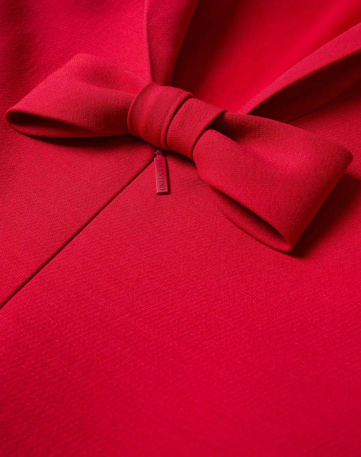 Valentino o1s1wg110426 Crepe Couture Short Dress in Red Size XS / US 0-2 / IT 36-38 - 4 Thumbnail