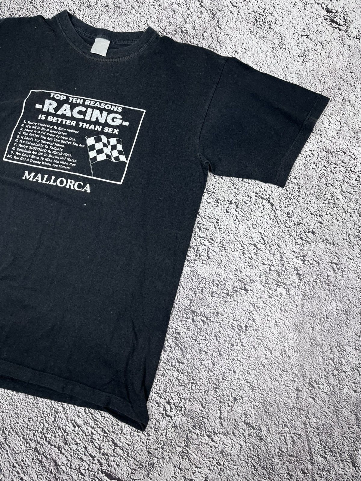 Vintage Vintage Faded Mallorca Racing Logo T Shirt size Xl Size US XL / EU 56 / 4 - 3 Thumbnail