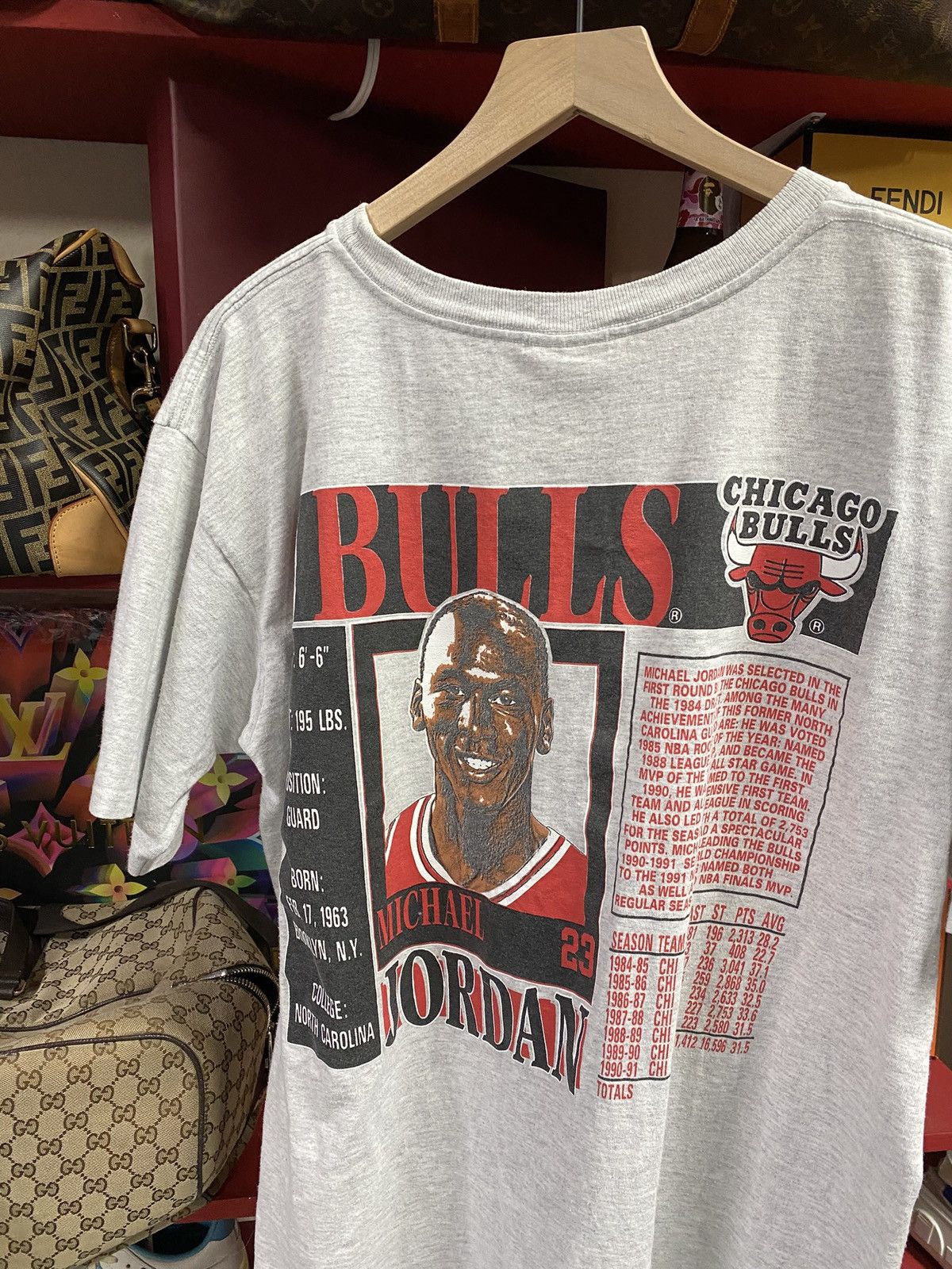Nutmeg × Vintage Vintage 90’s Chicago Bulls Michael Jordan Shirt Adult Large Size US L / EU 52-54 / 3 - 5 Thumbnail
