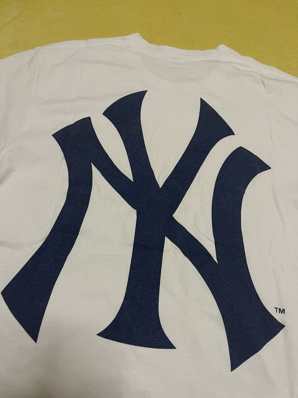 New York Yankees × Supreme Supreme yankees box logo tee white Size US L / EU 52-54 / 3 - 6 Thumbnail