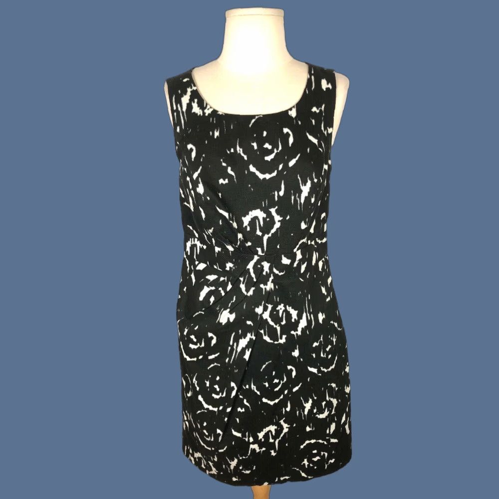 Vintage The Limited Black And White Abstract Patterned Sleeveless Dress Women's Size 6 Knee Length Courtship? (Wait)